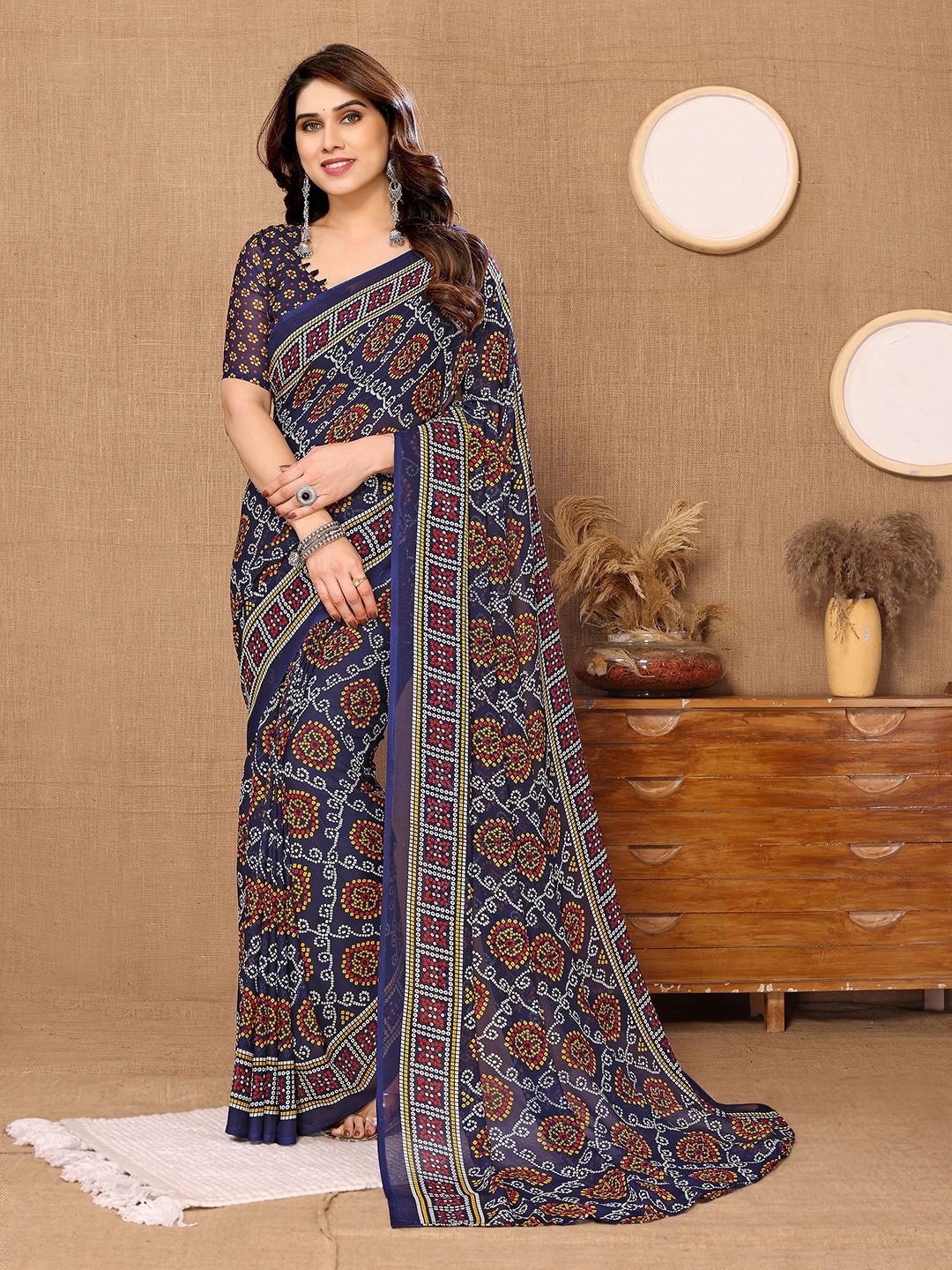 

ANAND SAREES Ethnic Motifs Saree With Blouse Piece, Navy blue