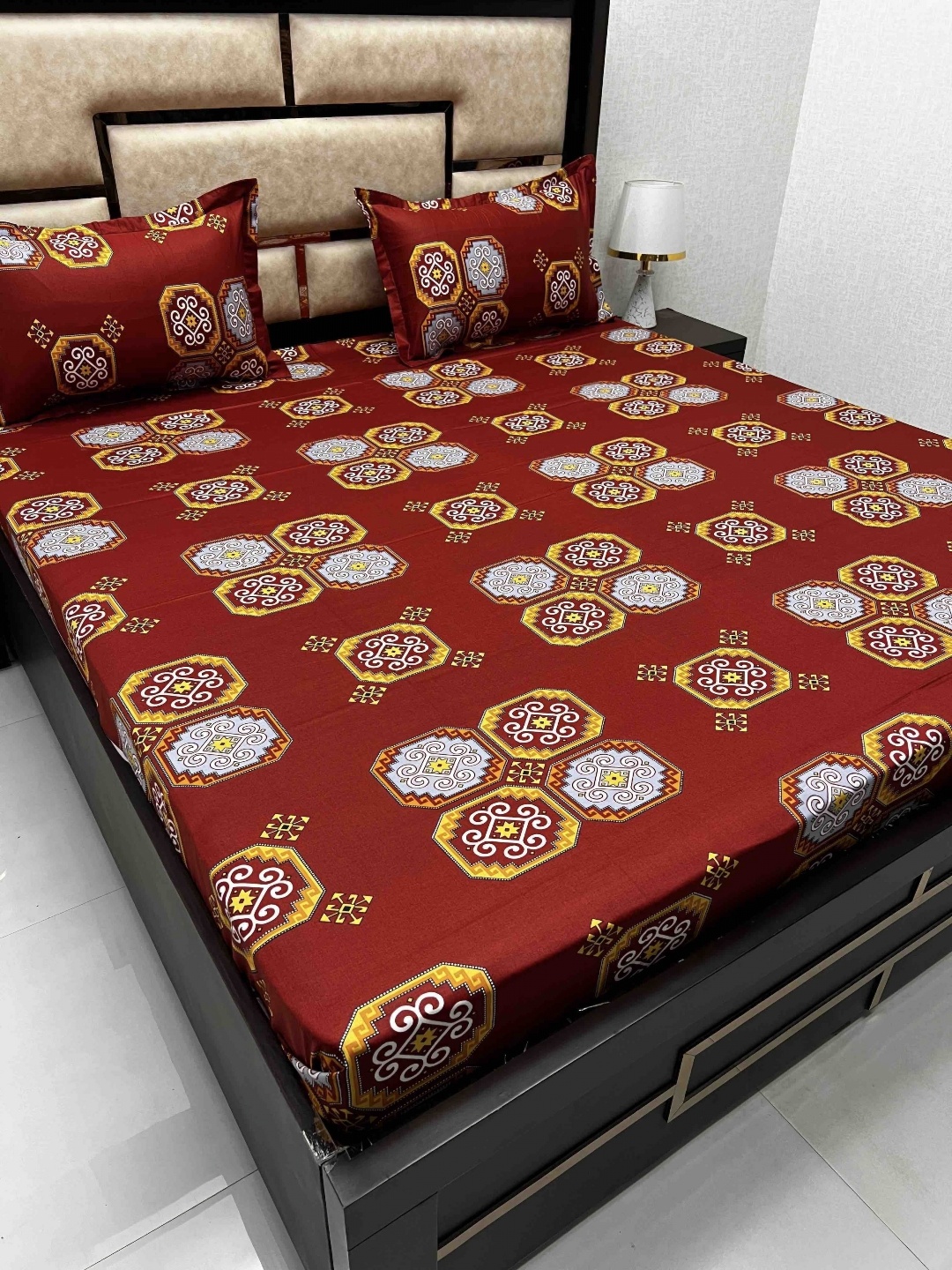 

Pure Decor Red Ethnic Motifs Pure Cotton 300 TC Queen Bedsheet with 2 Pillow Covers