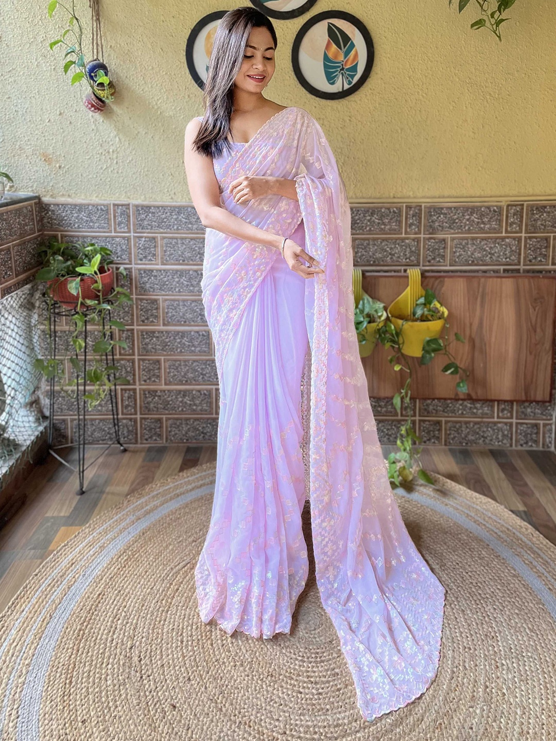 

Panzora Embellished Sequinned Saree, Lavender