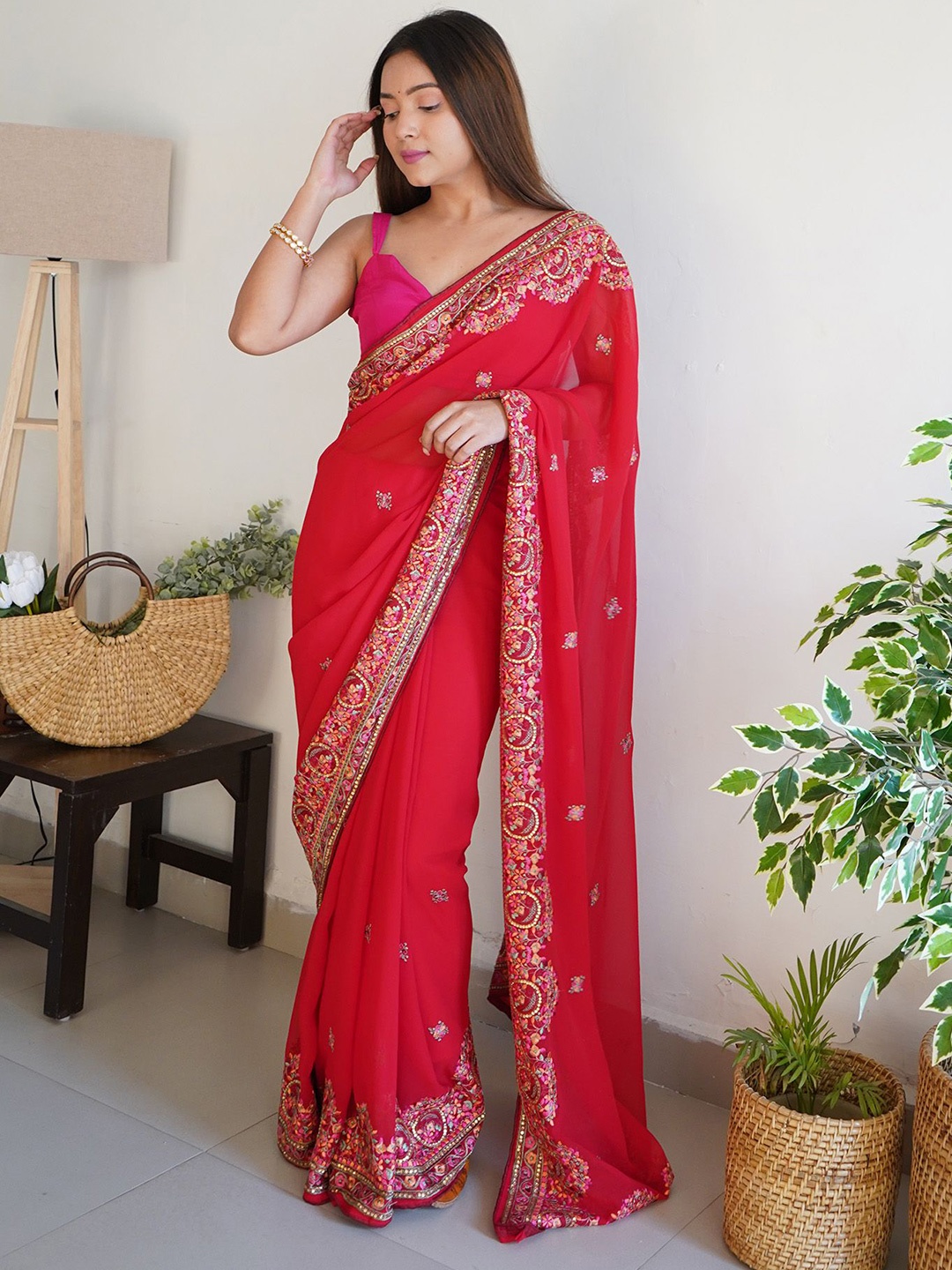 

elora Ethnic Motifs Embroidered Saree, Red