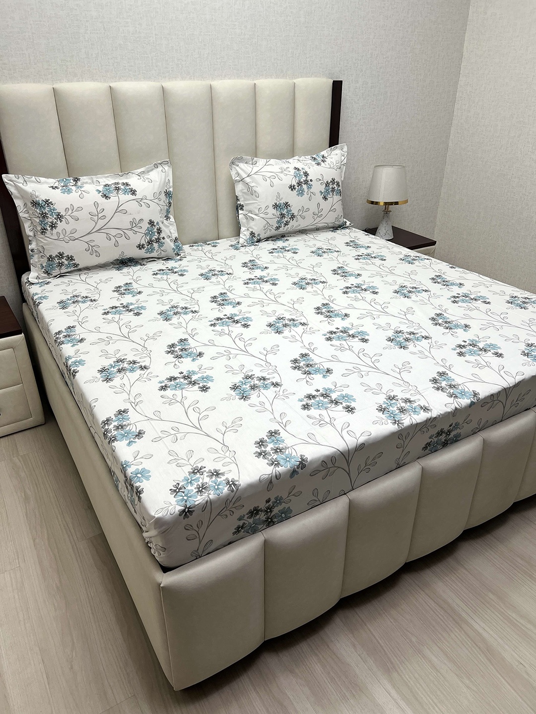 

Pure Decor Cotton King Size Double Bed Bedsheet With 2 Pillow Covers 108 in X 108 in, White