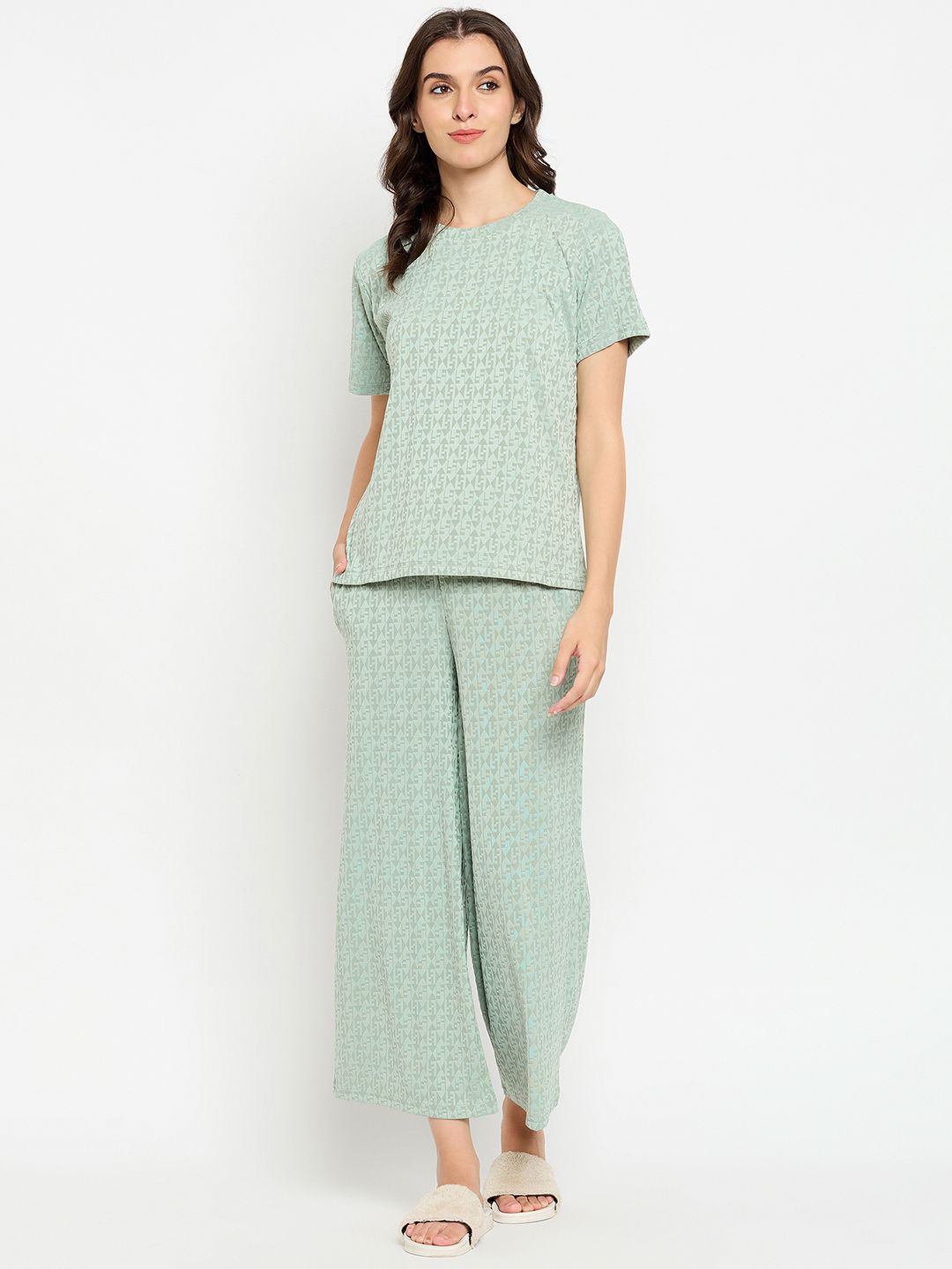 

Camey Geometric Printed Round Neck Short Sleeves T-shirt With Pyjamas, Sea green
