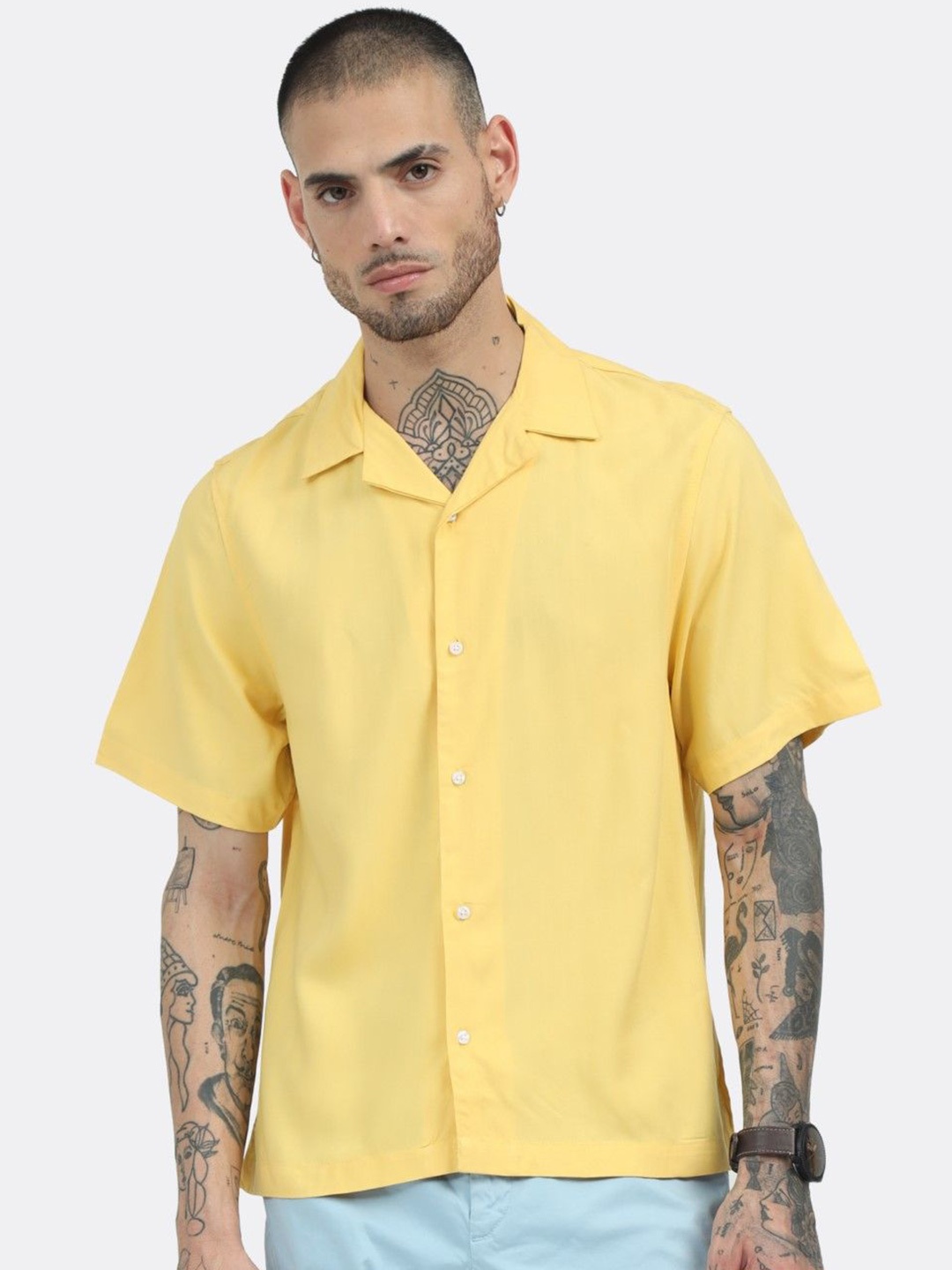 

BADMAASH Slim Fit Opaque Casual Shirt, Yellow