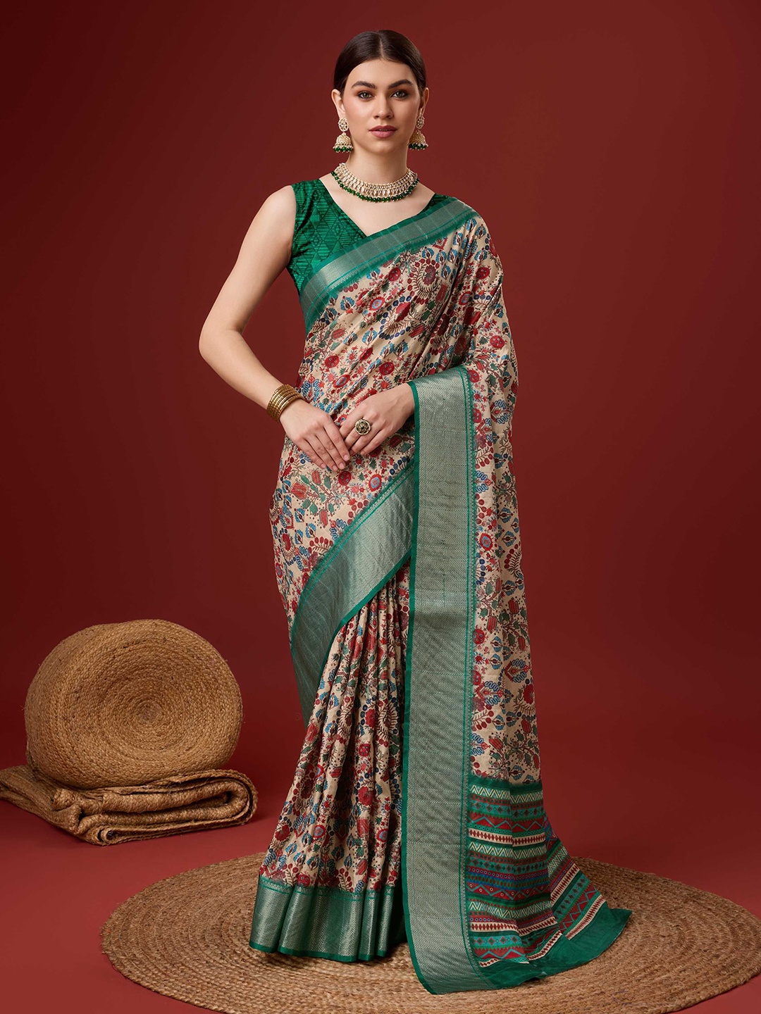 

Panzora Floral Zari Saree, Green