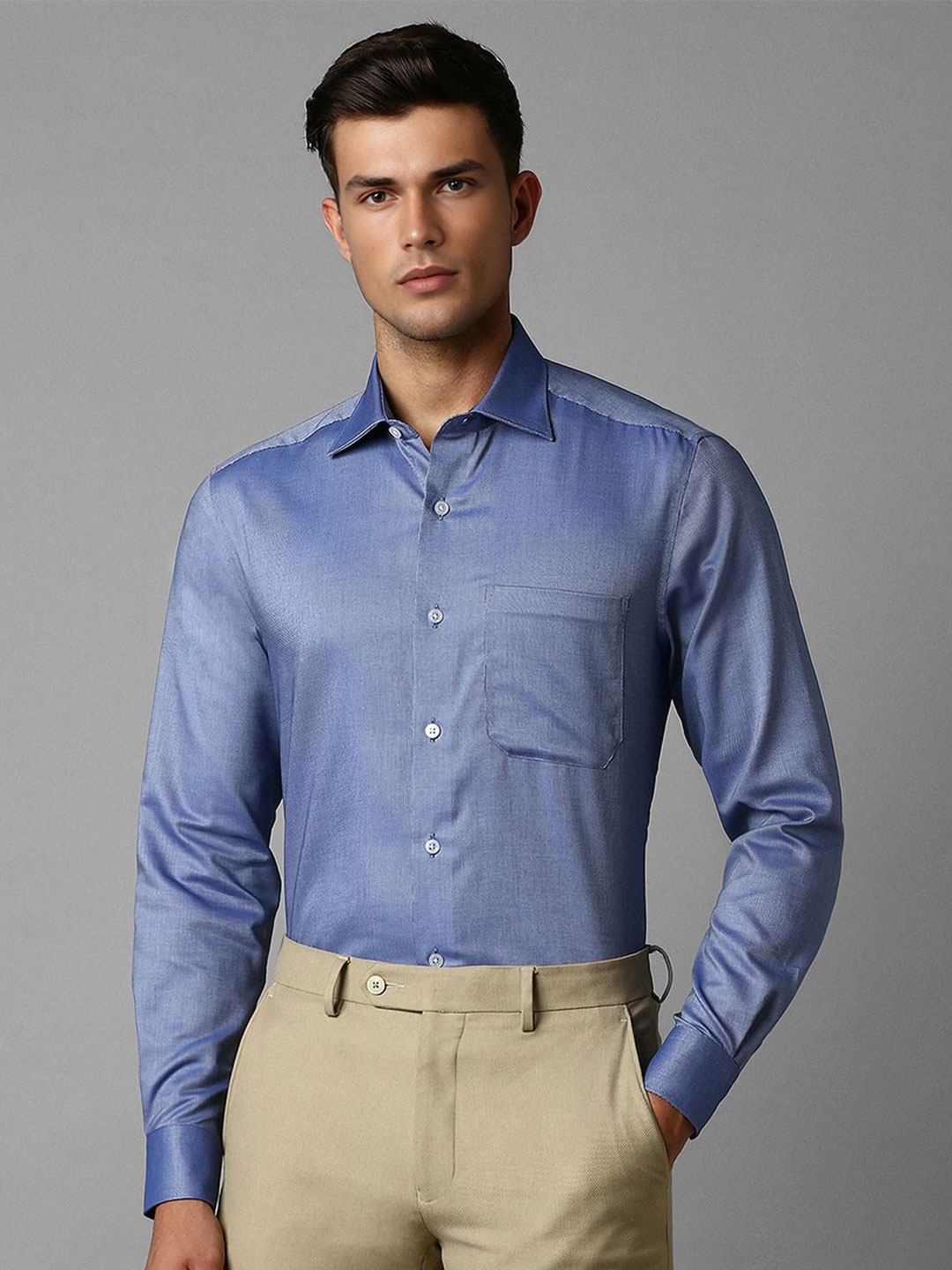 

Louis Philippe Textured Opaque Cotton Formal Shirt, Blue