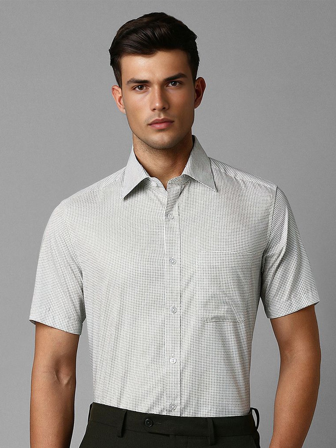 

Louis Philippe Spread Collar Checked Cotton Formal Shirt, Grey