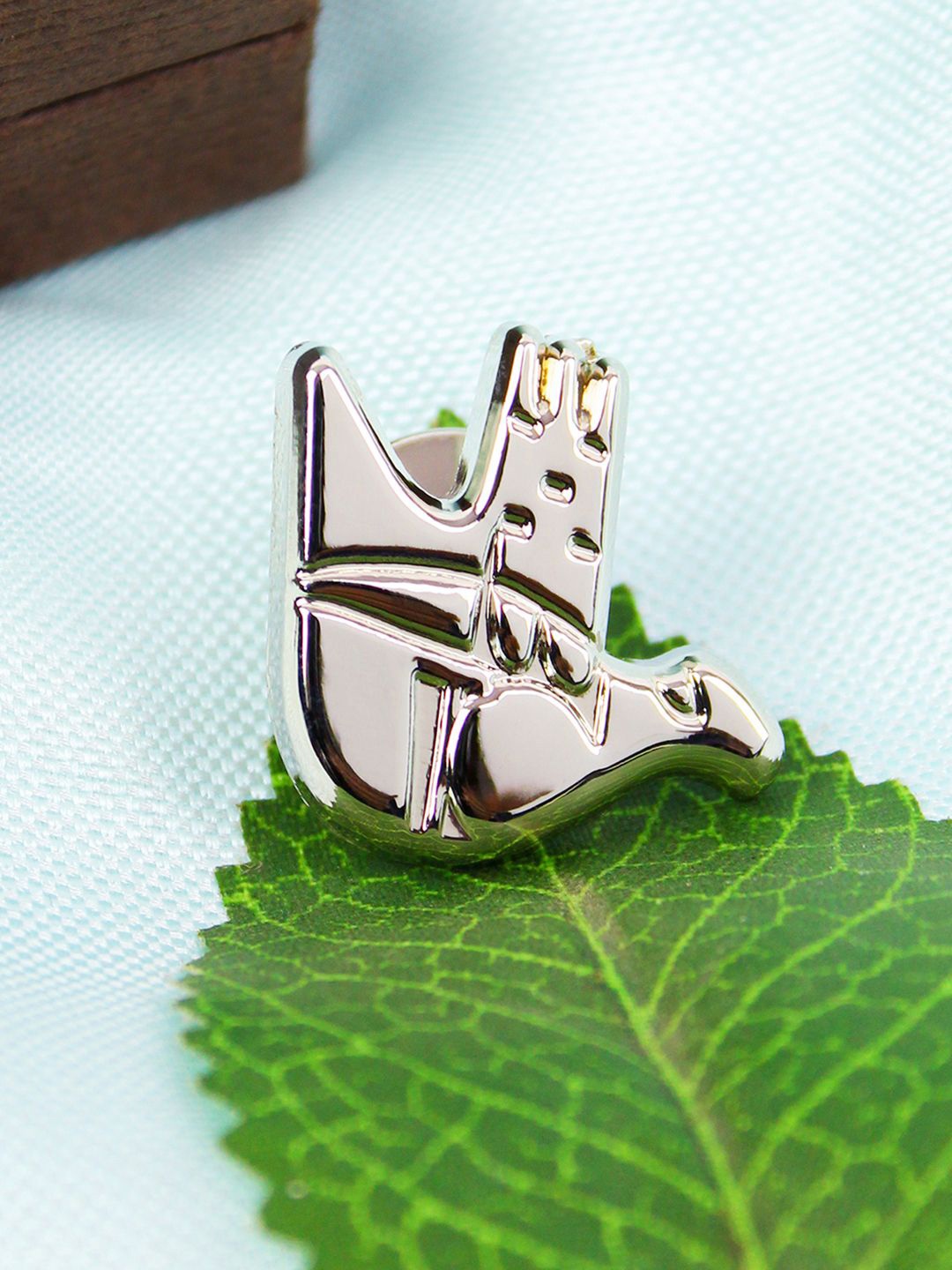 

Peluche Men Chandigarh The City Beautiful Silver Lapel Pin