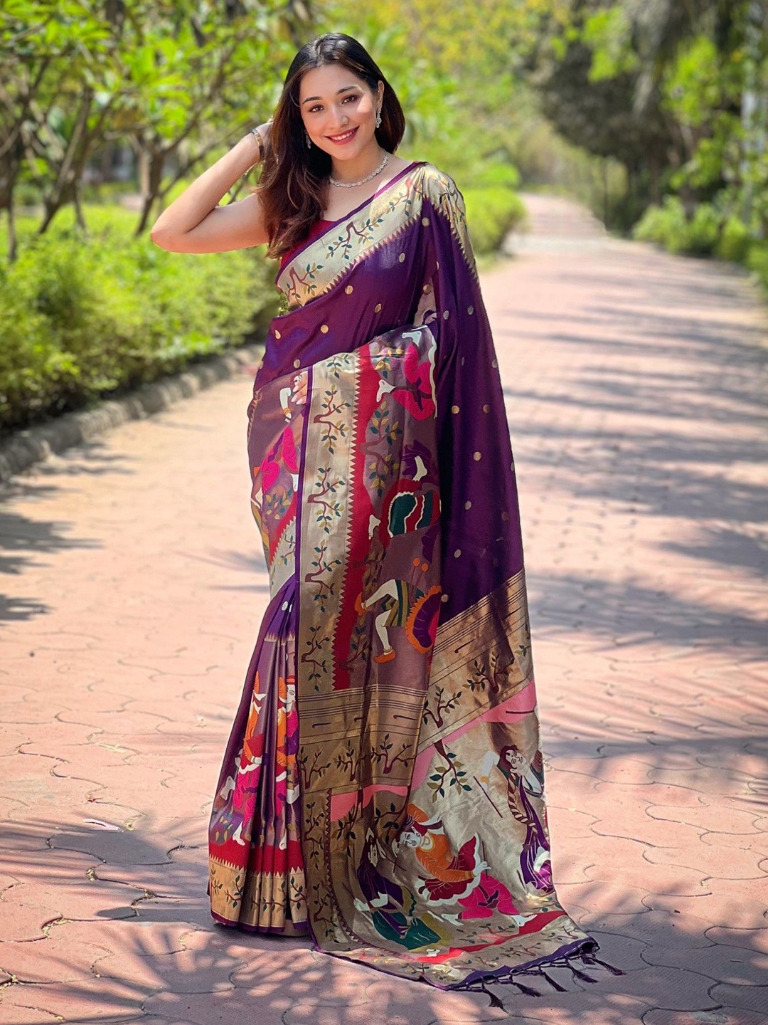 

Panzora Woven Design Zari Paithani Saree, Purple