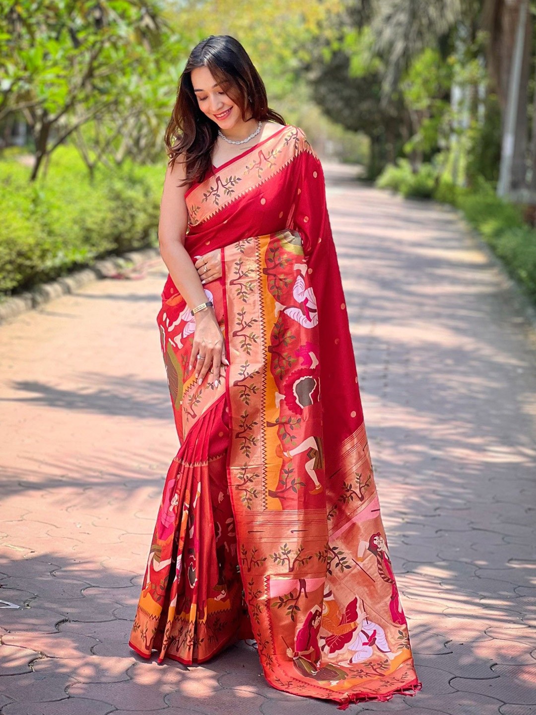 

Panzora Woven Design Zari Paithani Saree, Red