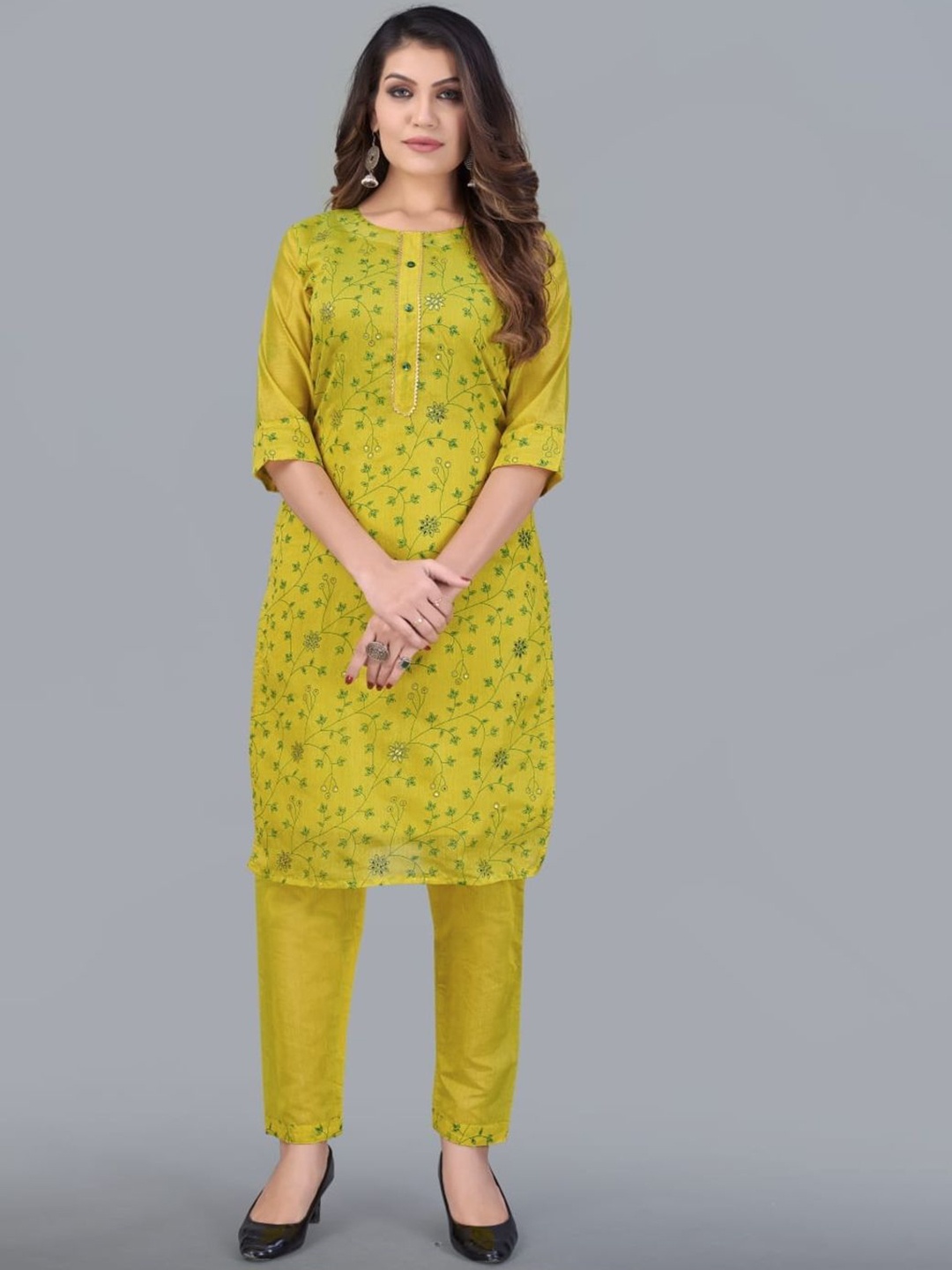 

Rujave Floral Printed Round Neck Sequinned Chanderi silk Straight Kurta with Trousers, Yellow