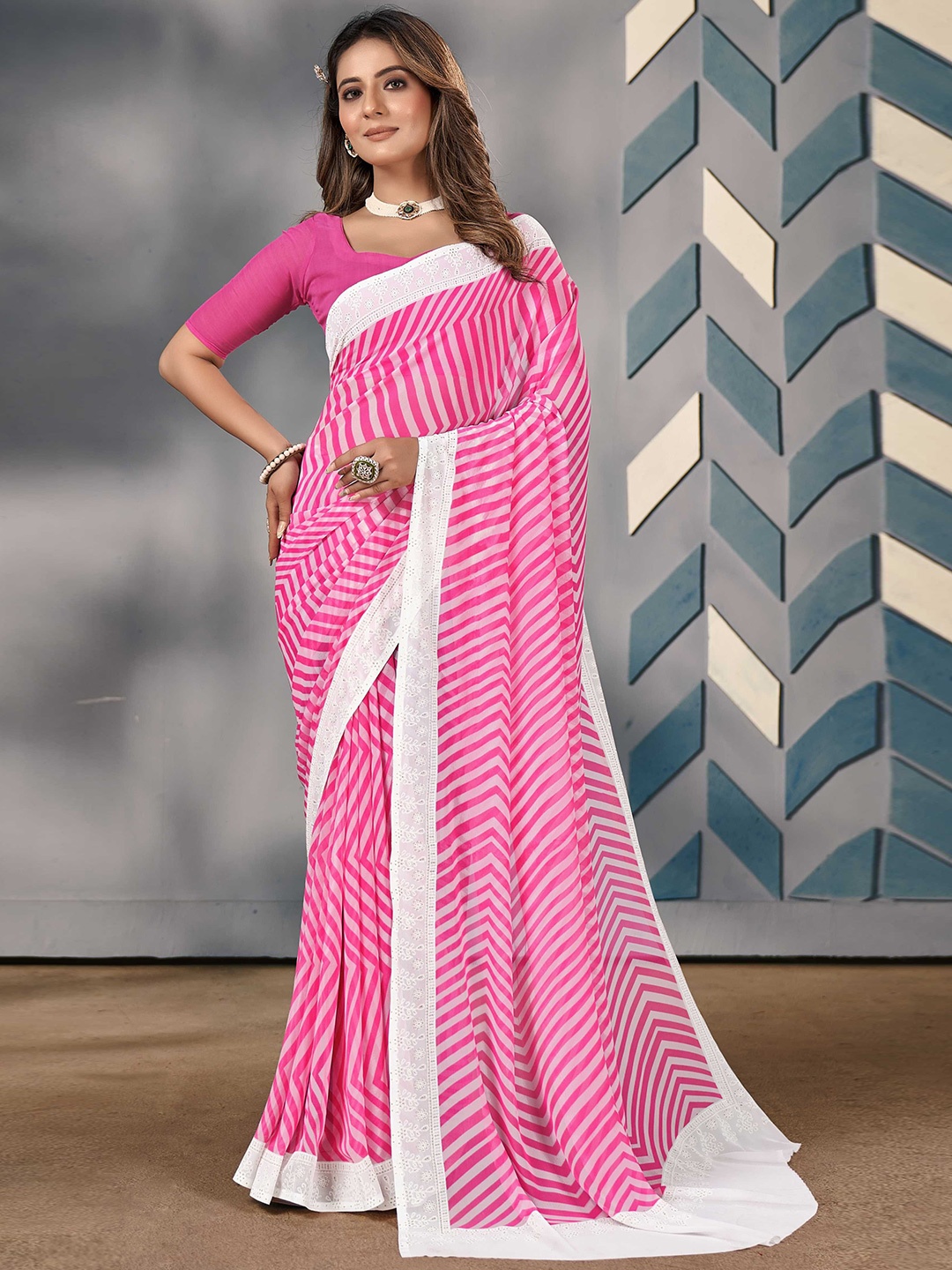 

Panzora Leheriya Saree, Pink