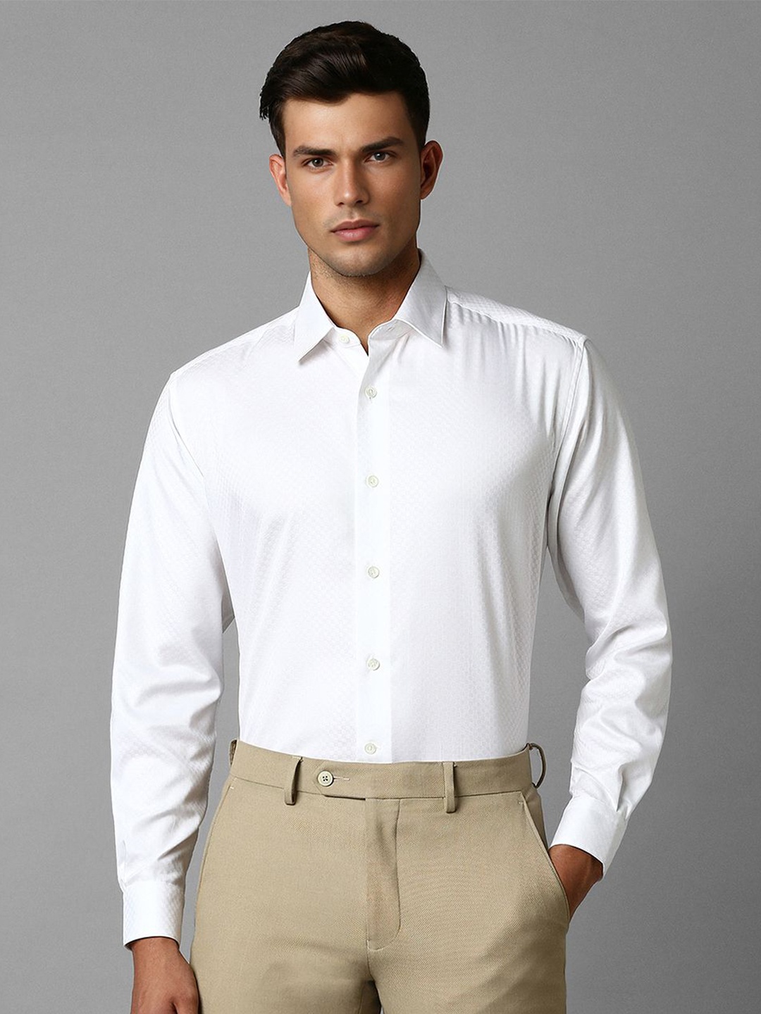 

Luxure by Louis Philippe Textured Spread Collar Cotton Formal Shirt, White