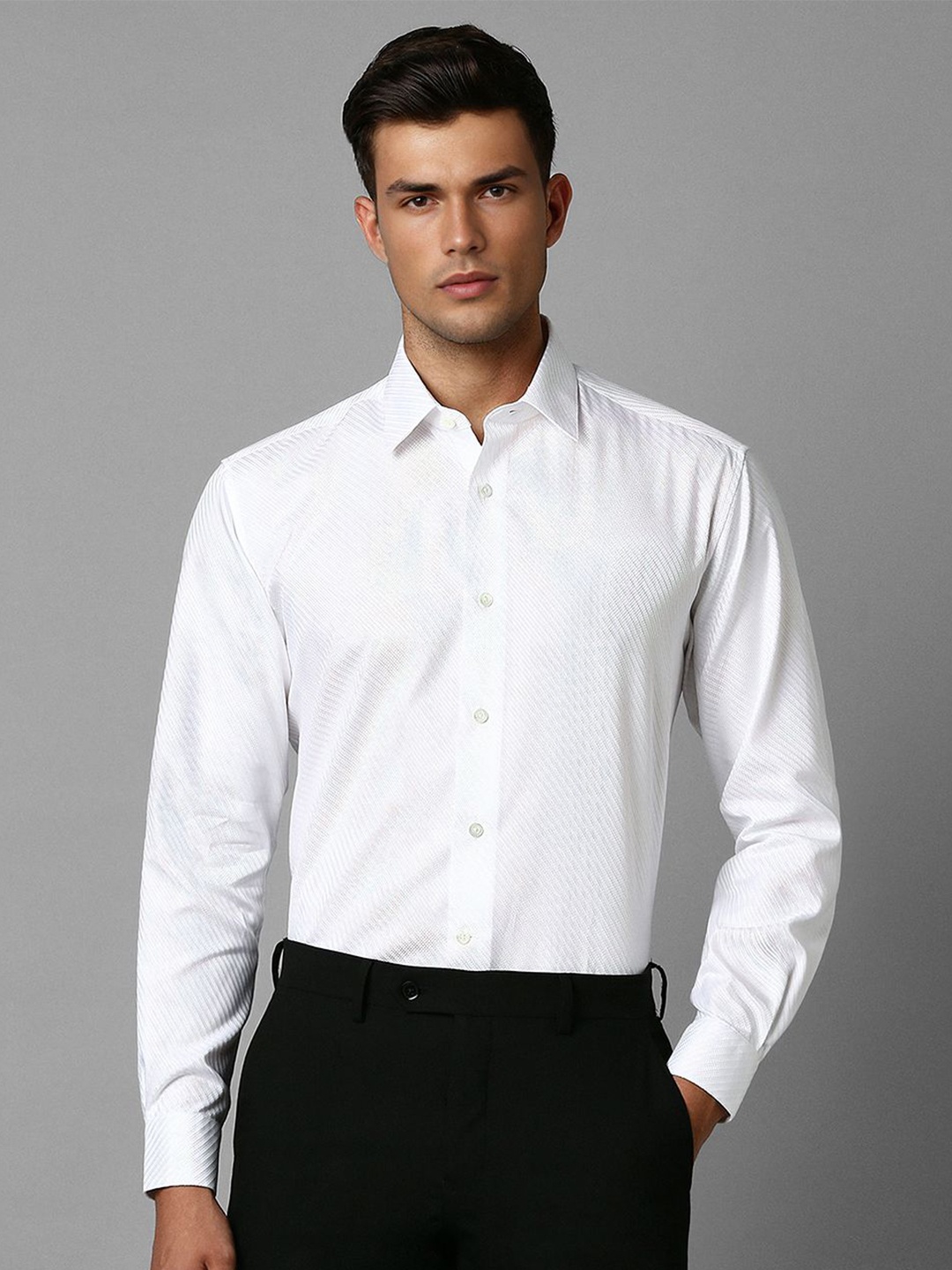 

Luxure by Louis Philippe Spread Collar Floral Printed Regular Fit Cotton Formal Shirt, White