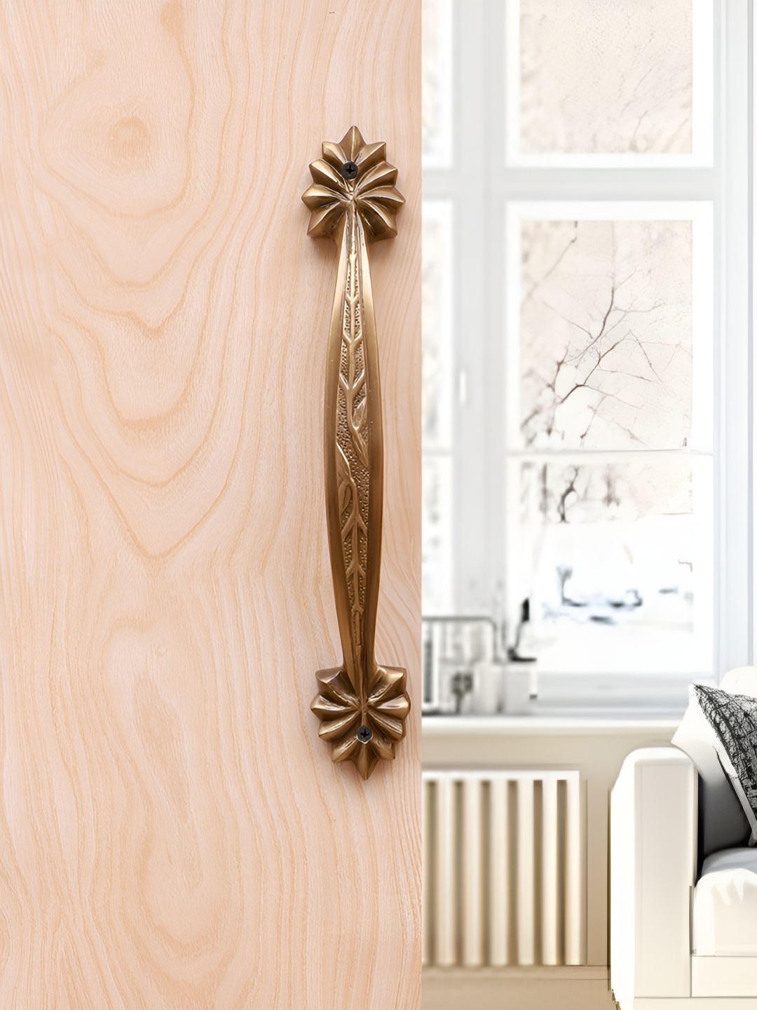 

Two Moustaches Brown Leaf Carved Design Brass Door Handle