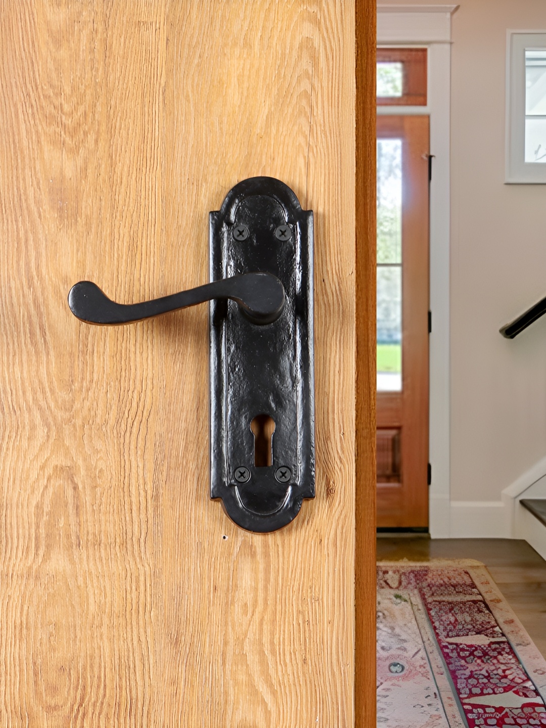 

Two Moustaches Black Elegant Iron Door Lever Handle Plate with Keyhole