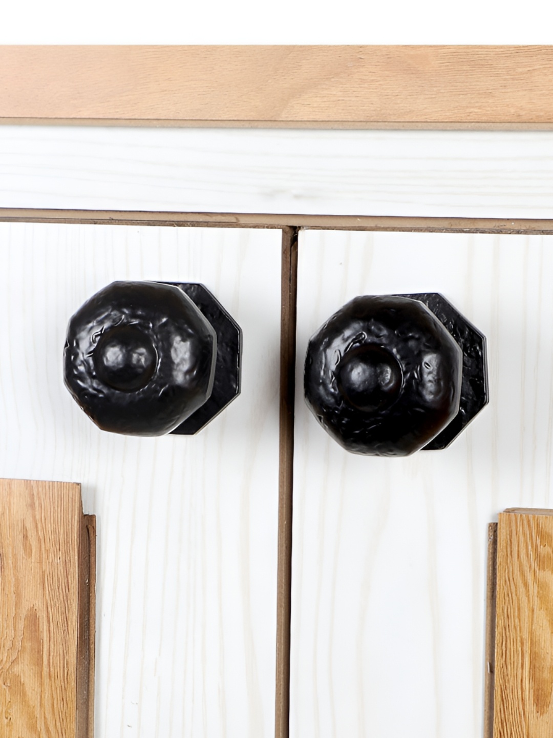 

Two Moustaches Set of 2 Textured Iron Hooks & Holders, Black