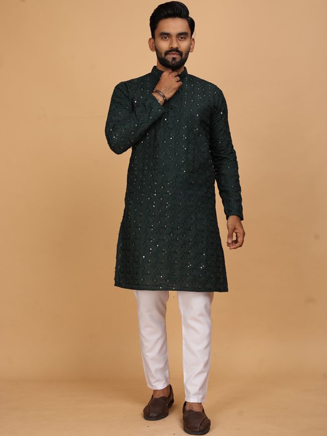 

Fashion FRICKS Ethnic Motifs Sequin Embroidered Cotton Straight Kurta, Green