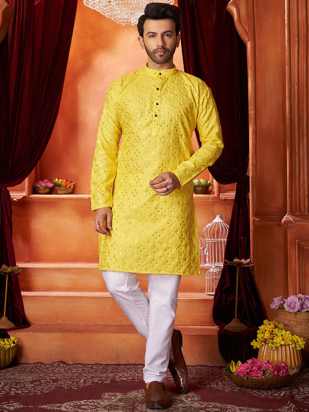 

Fashion FRICKS Geometric Embroidered Mandarin Collar Sequinned Cotton Straight Kurta, Yellow