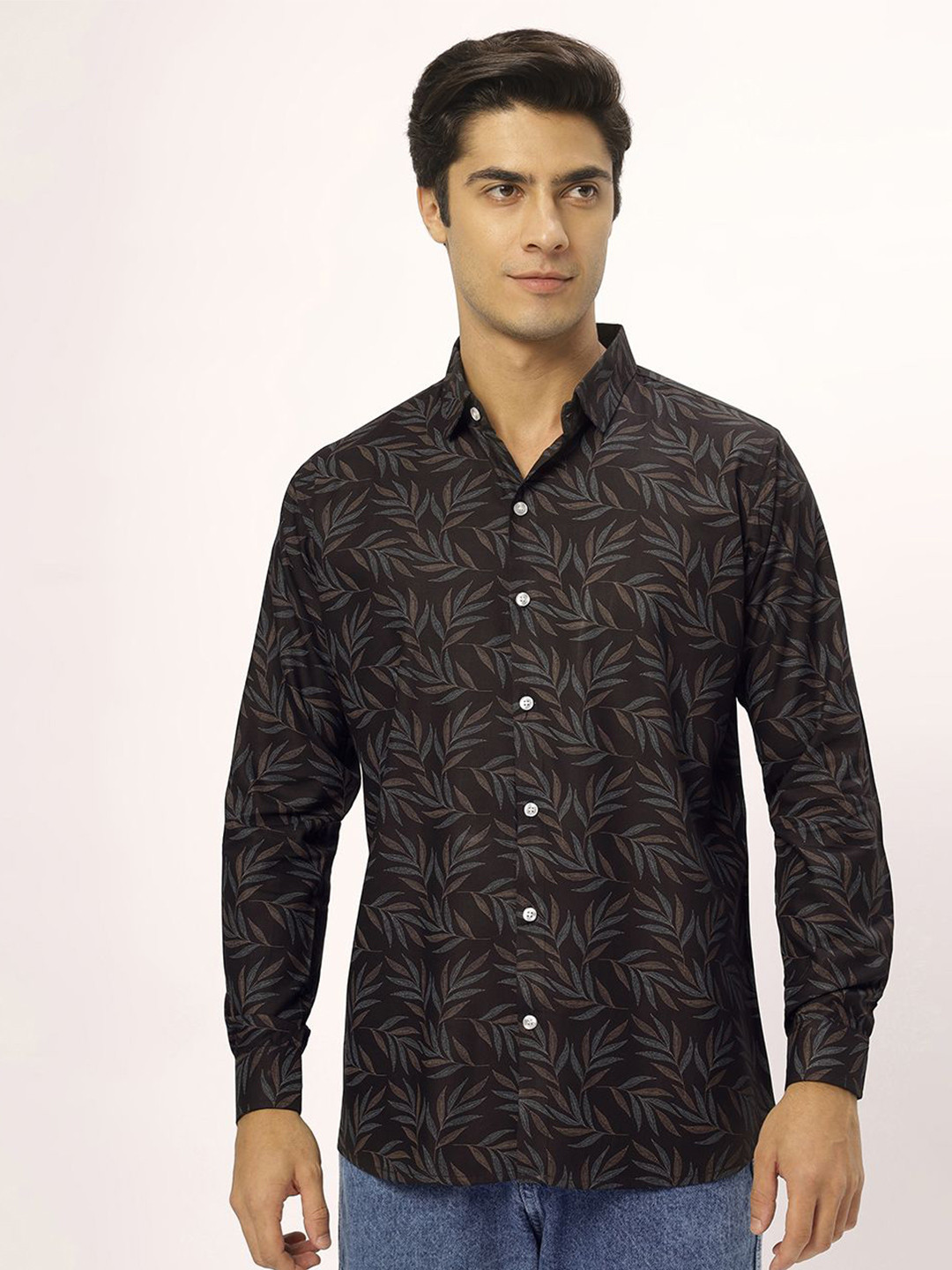 

N AND J Men Relaxed Floral Cotton Printed Casual Shirt, Black