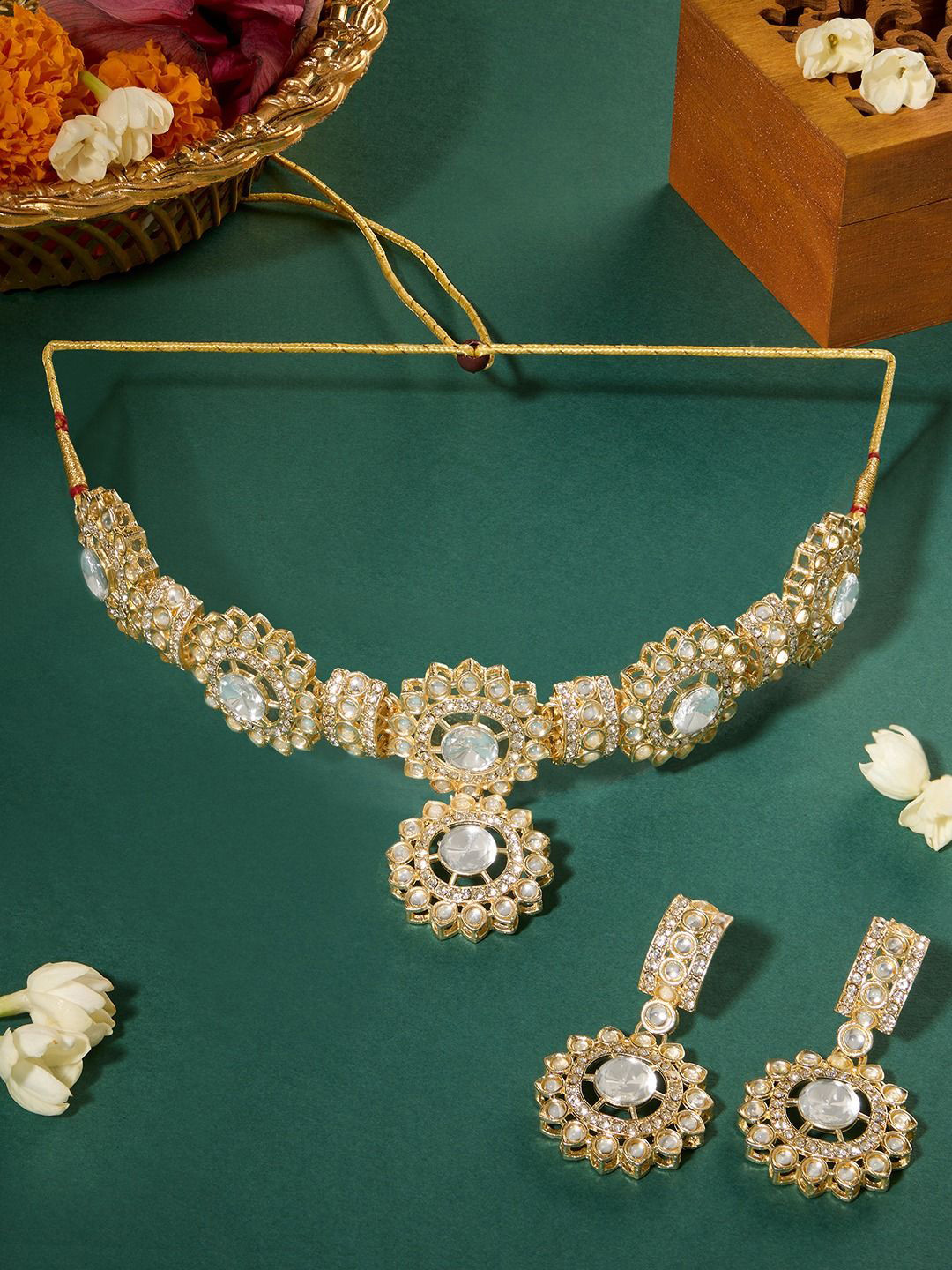 

AMI Gold Plated Artificial Stones Jewellery Set
