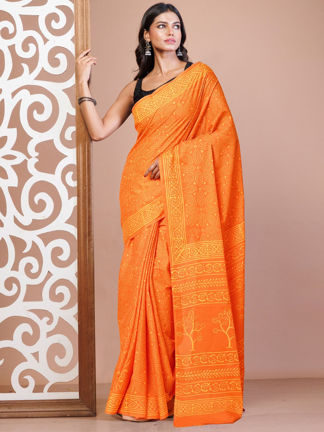 

Unnati Silks Ethnic Motifs Pure Cotton Handloom Block Print Saree, Orange