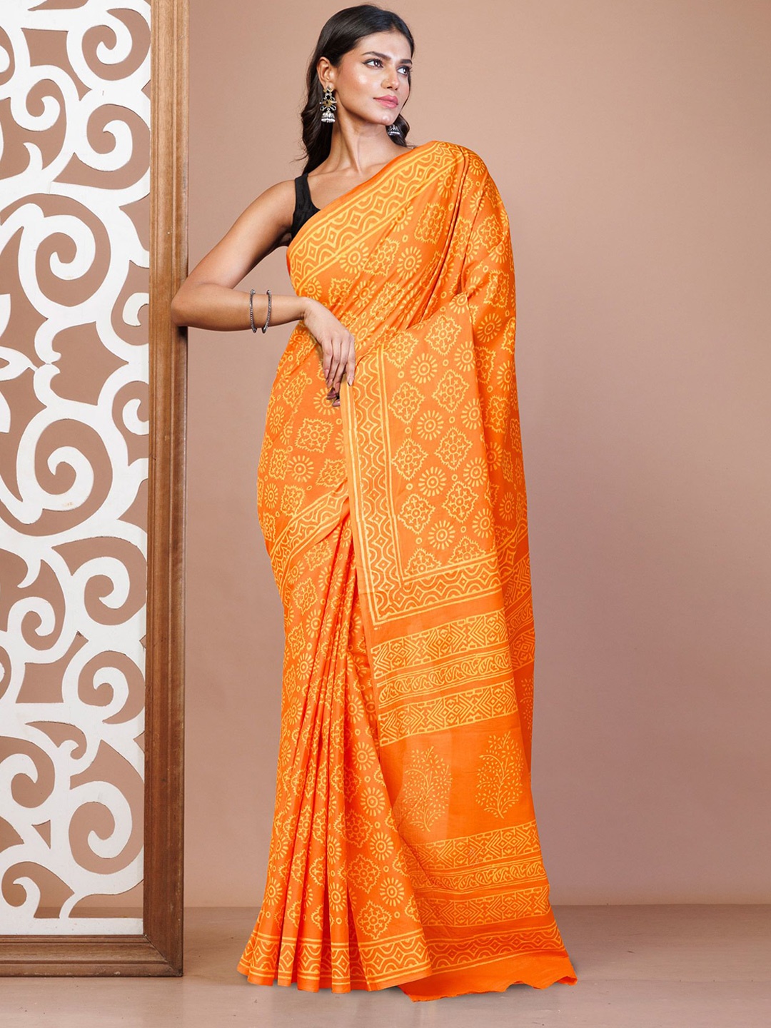 

Unnati Silks Ethnic Motifs Pure Cotton Handloom Block Print Saree, Orange