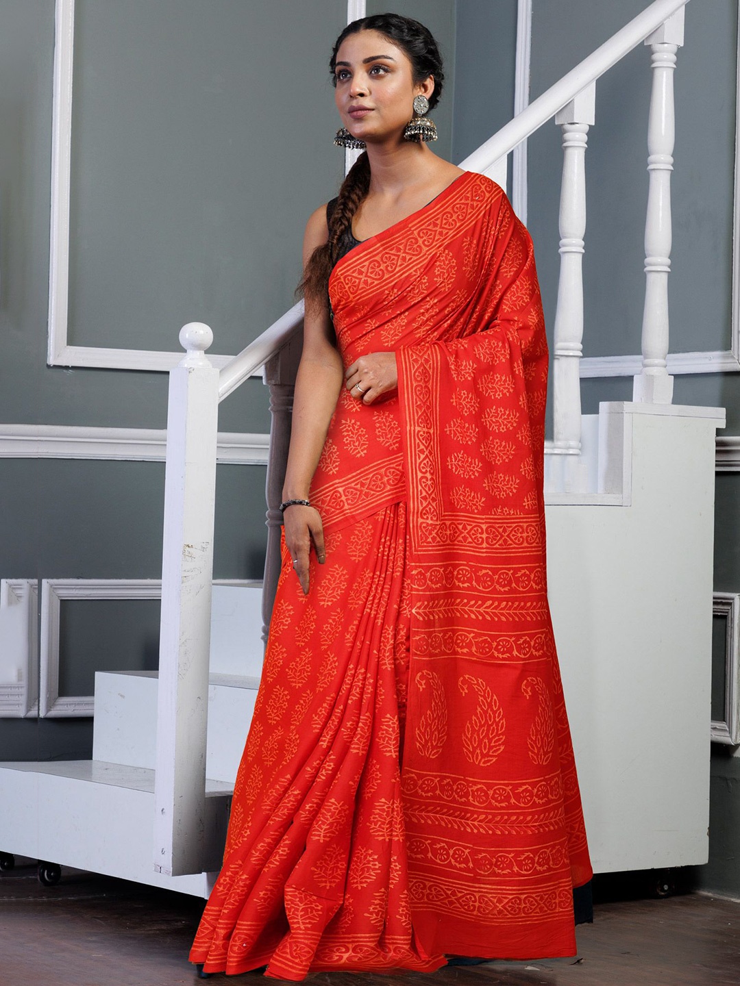 

Unnati Silks Ethnic Motifs Pure Cotton Handloom Block Print Saree, Red