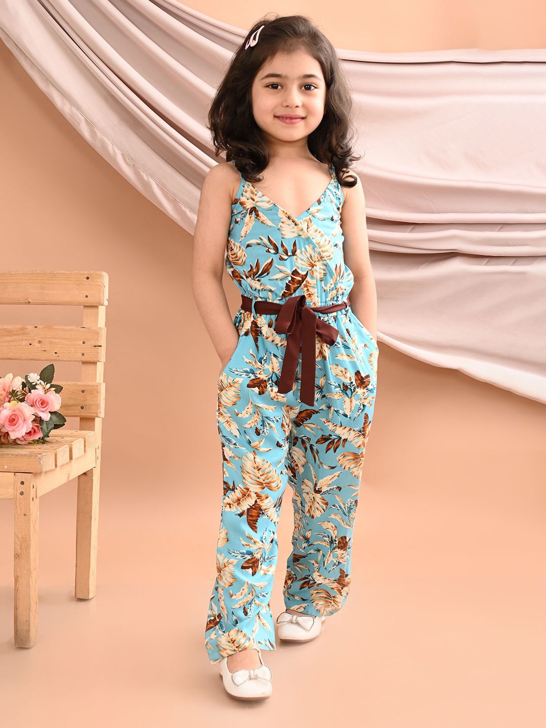 

Superminis Girls Floral Printed Shoulder Straps Basic Jumpsuit, Blue