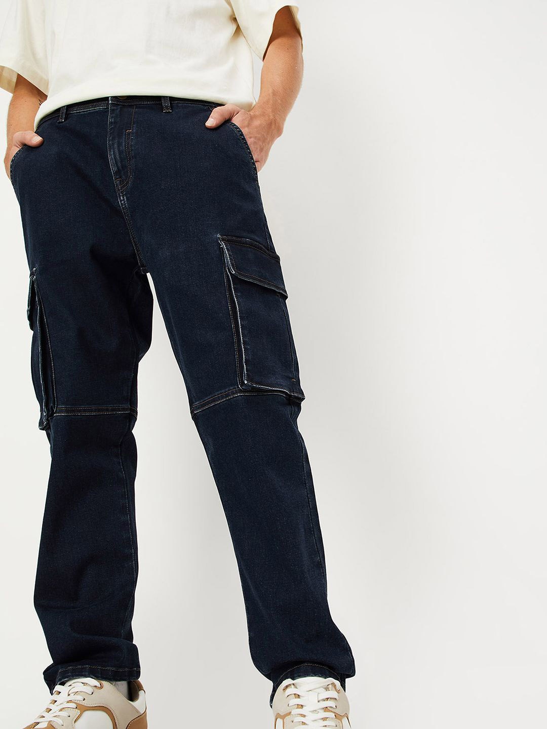 

max Men Mid-Rise Stretchable Cargo Jeans, Blue