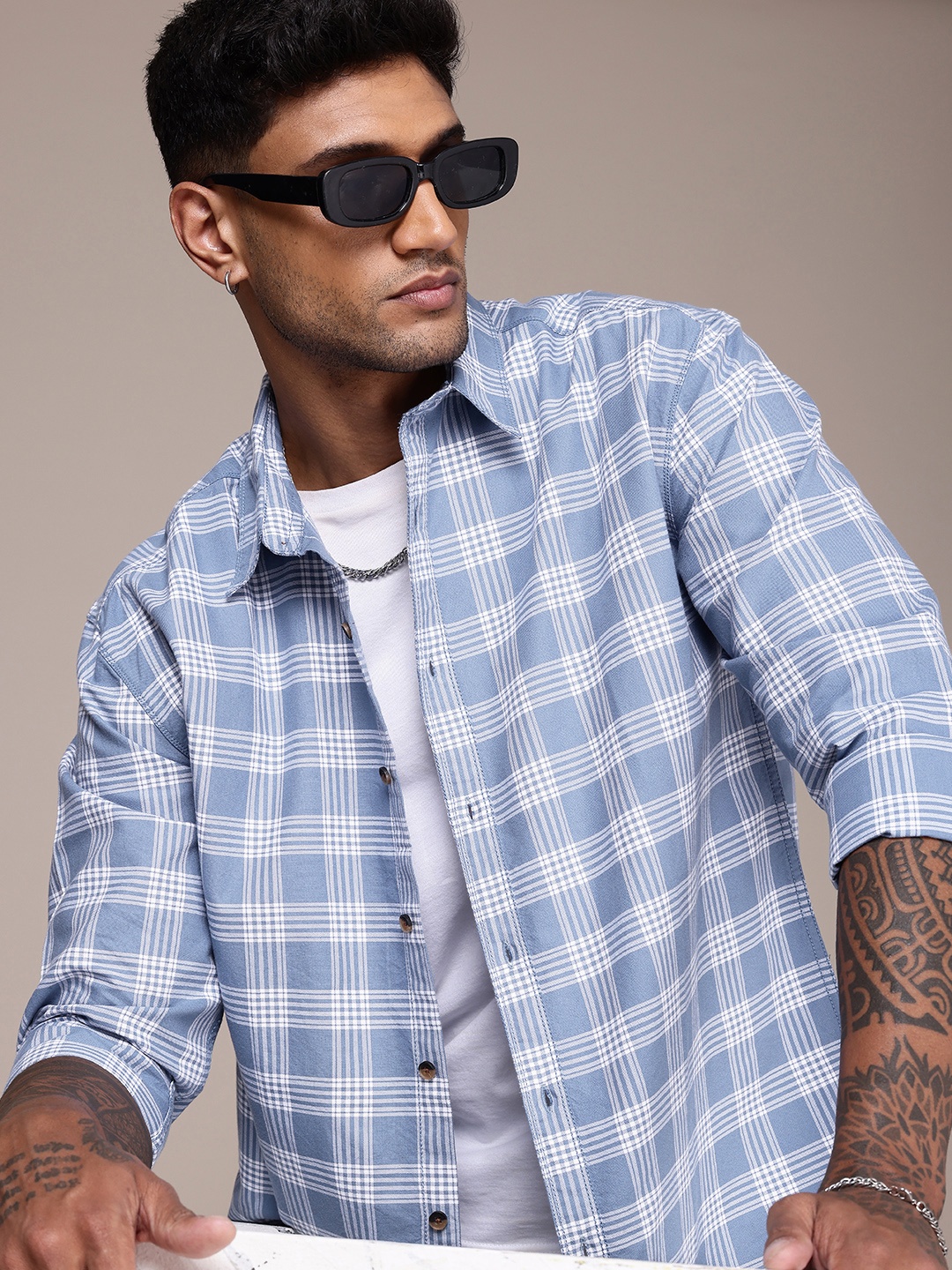 

Roadster Men Checked Oversized Pure Cotton Casual Shirt, Blue