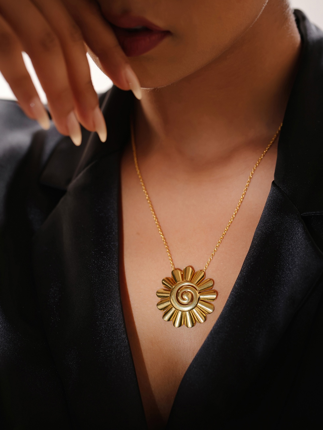 

Kicky And Perky 925 Sterling Silver Floral Pendants with Chains, Gold