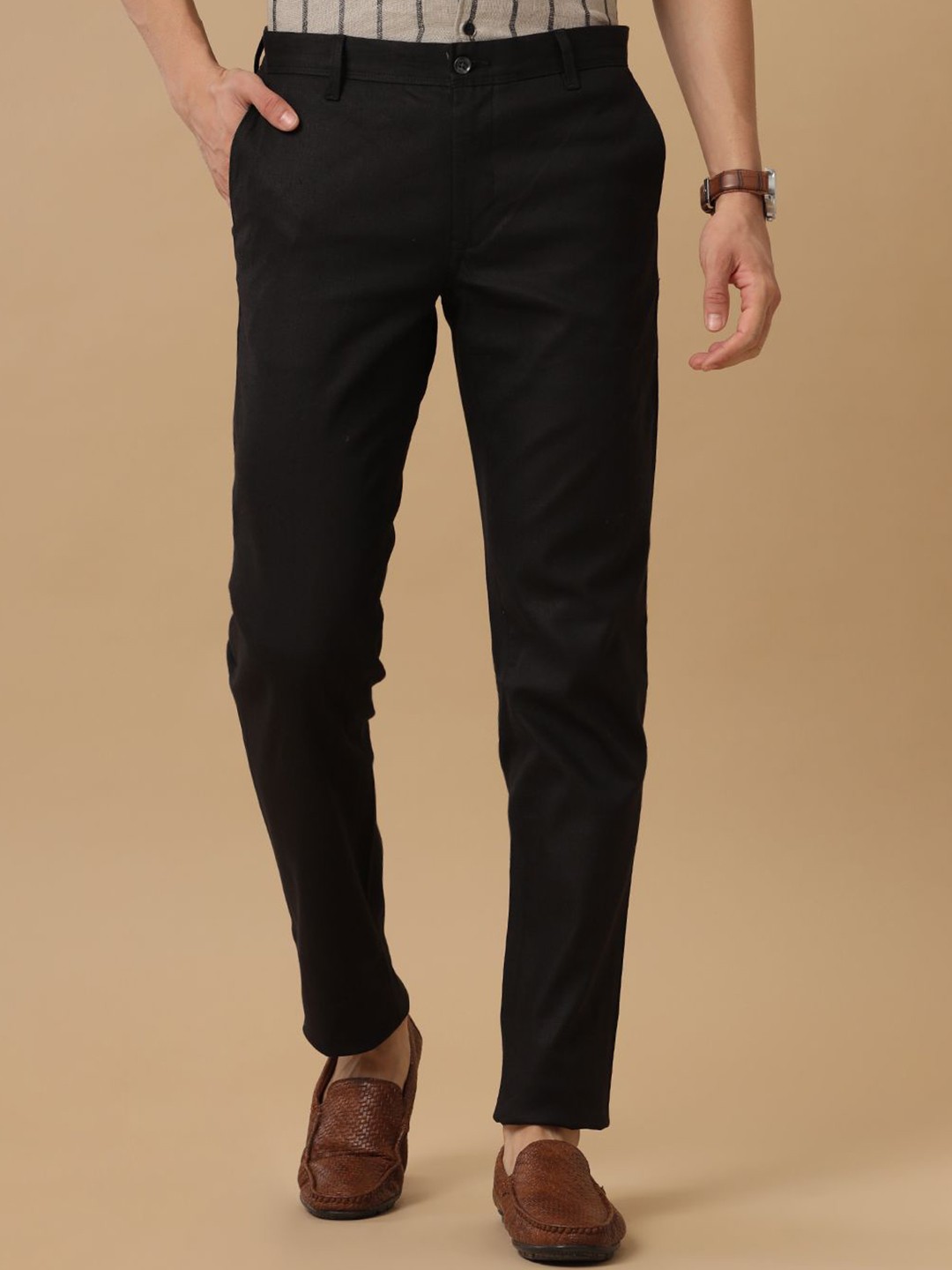 

Linen Club Men Slim Fit Mid Rise Trousers, Black