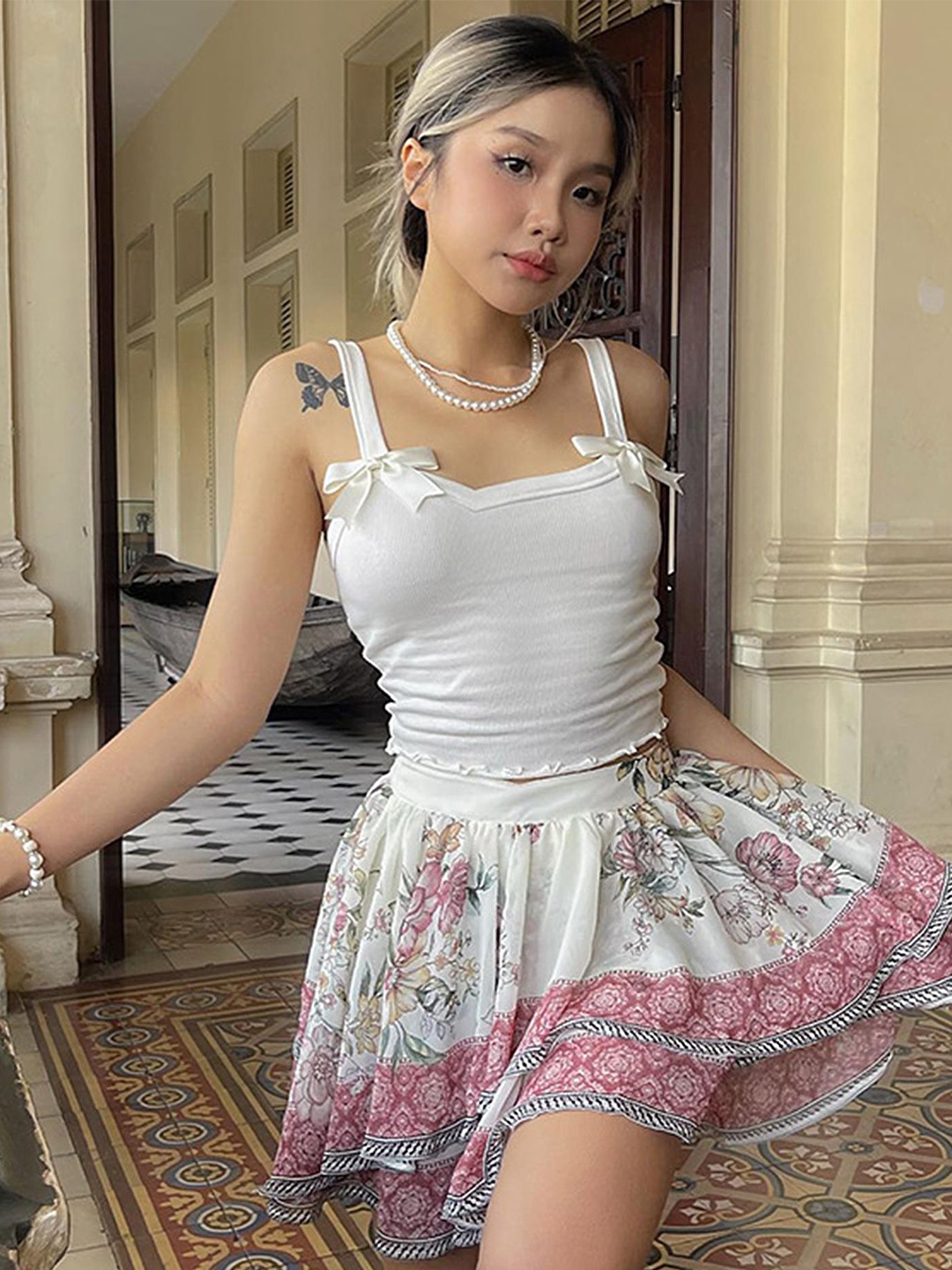 

LULU & SKY White Shoulder Straps Sleeveless Fitted Crop Top