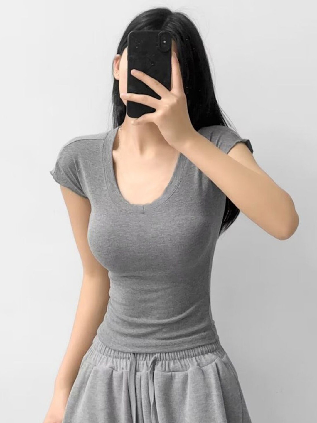 

LULU & SKY Scoop Neck Fitted Casual Crop Top, Grey