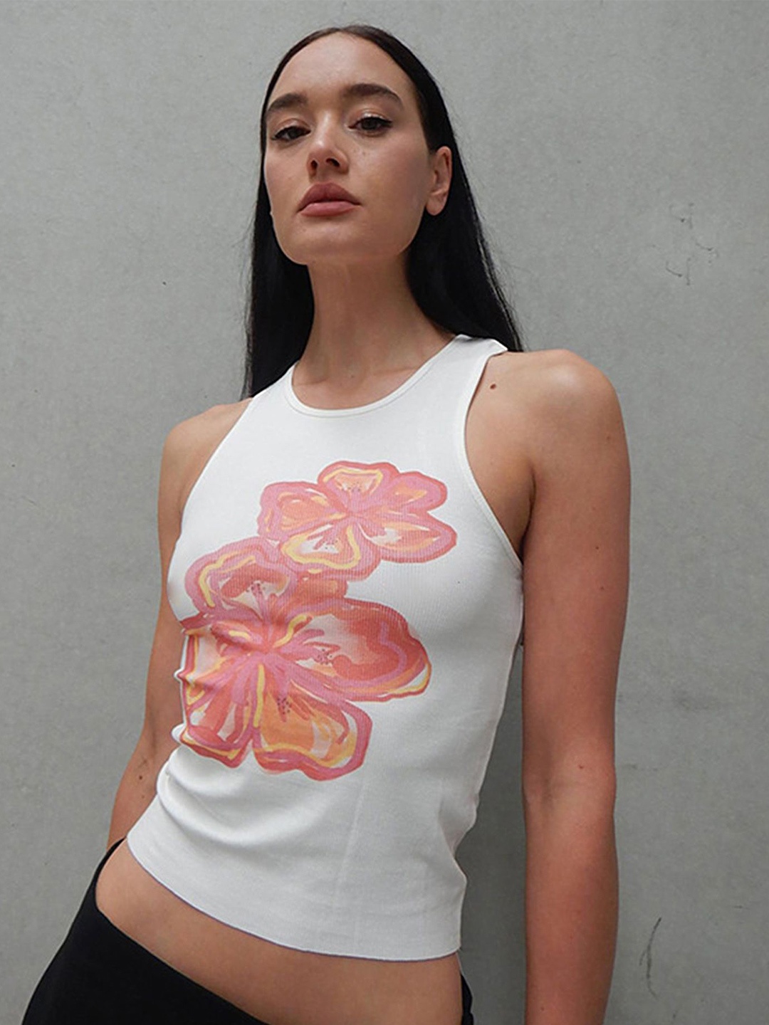 

LULU & SKY White Floral Printed Sleeveless Fitted Crop Top