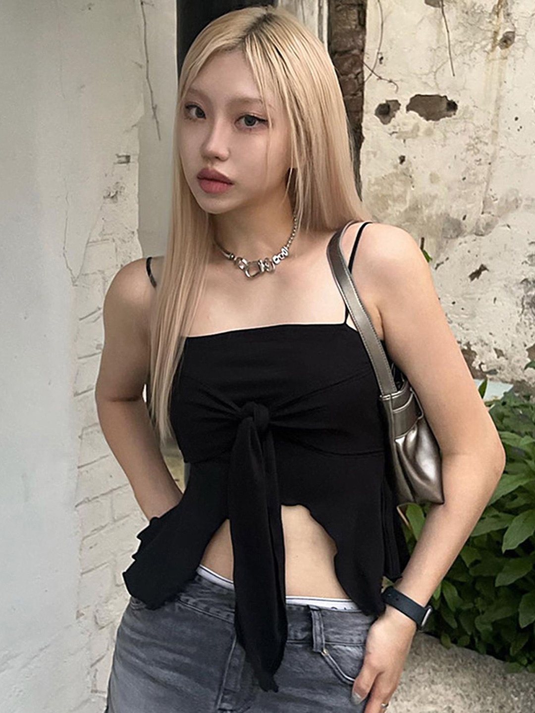 

LULU & SKY Shoulder Straps Tube Crop Top, Black