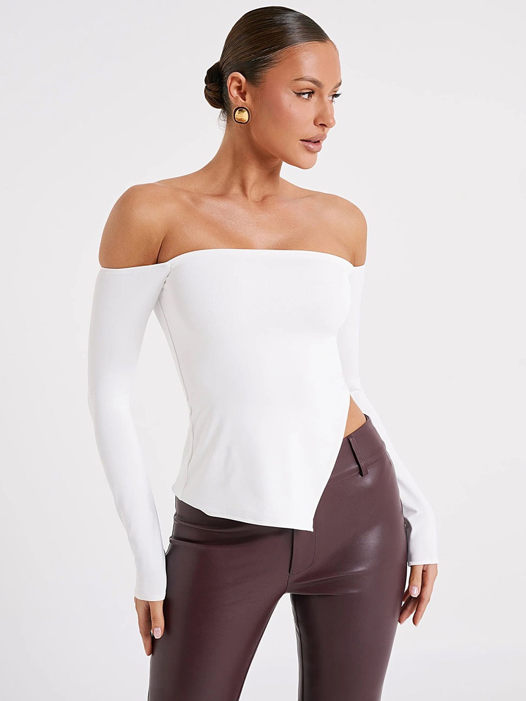 

LULU & SKY Off-Shoulder Bardot Top, White