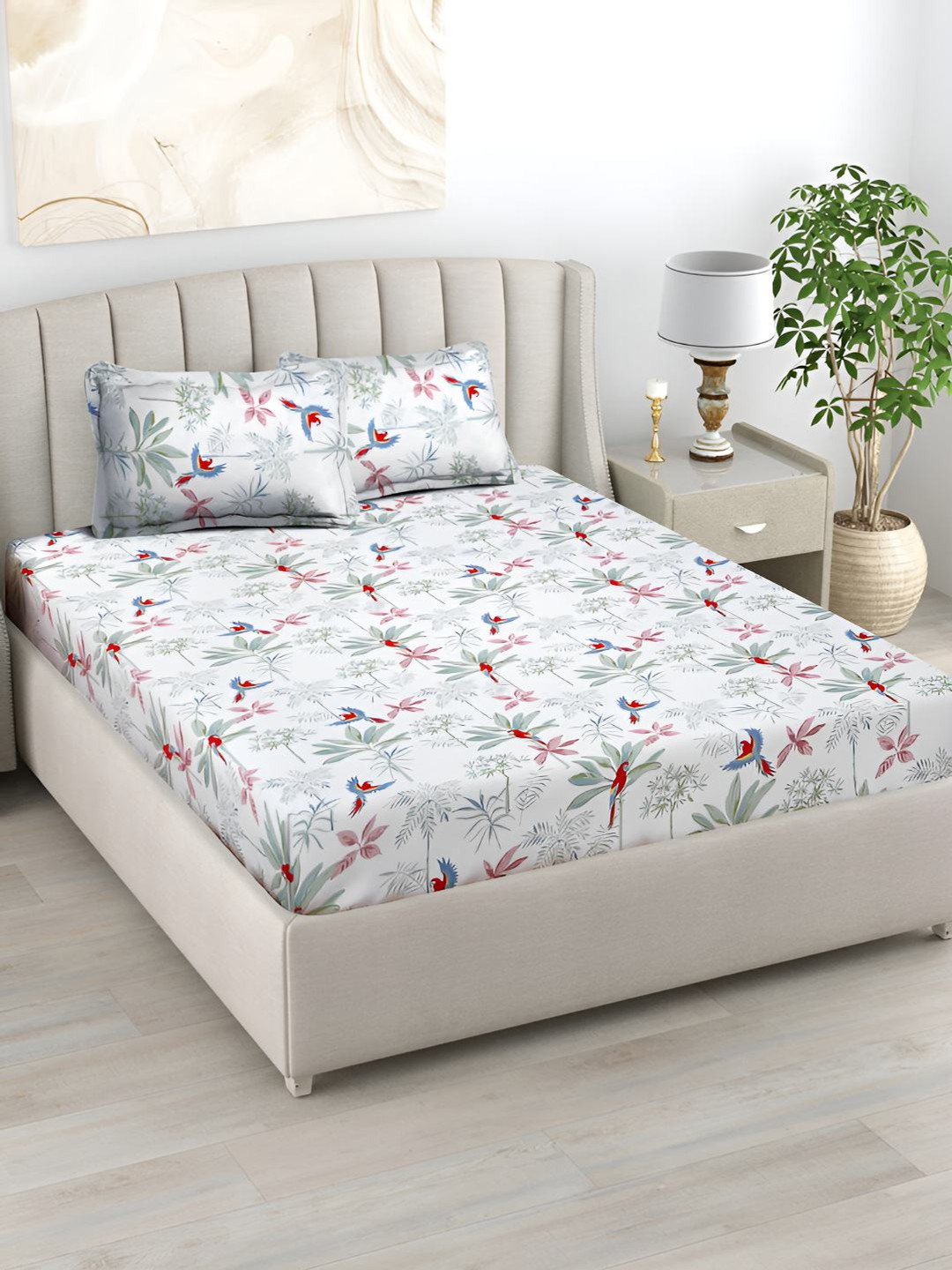 

haus & kinder White & Grey Floral Pure Cotton 186 TC Queen Bedsheet With 2 Pillow Covers