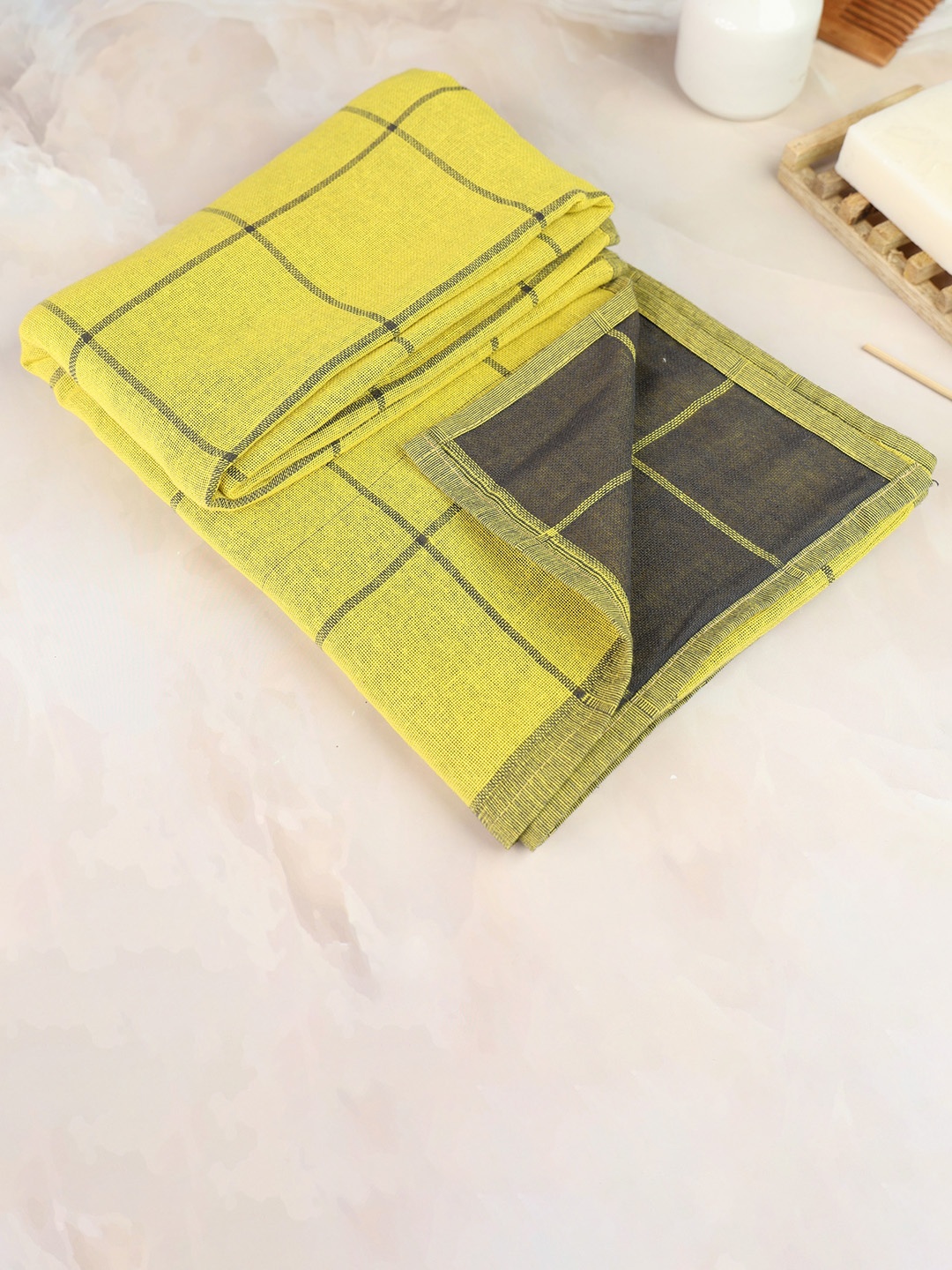 

ZAHYA Yellow & Black Zero Twist Double Layered Cotton Bath Towel, Mustard