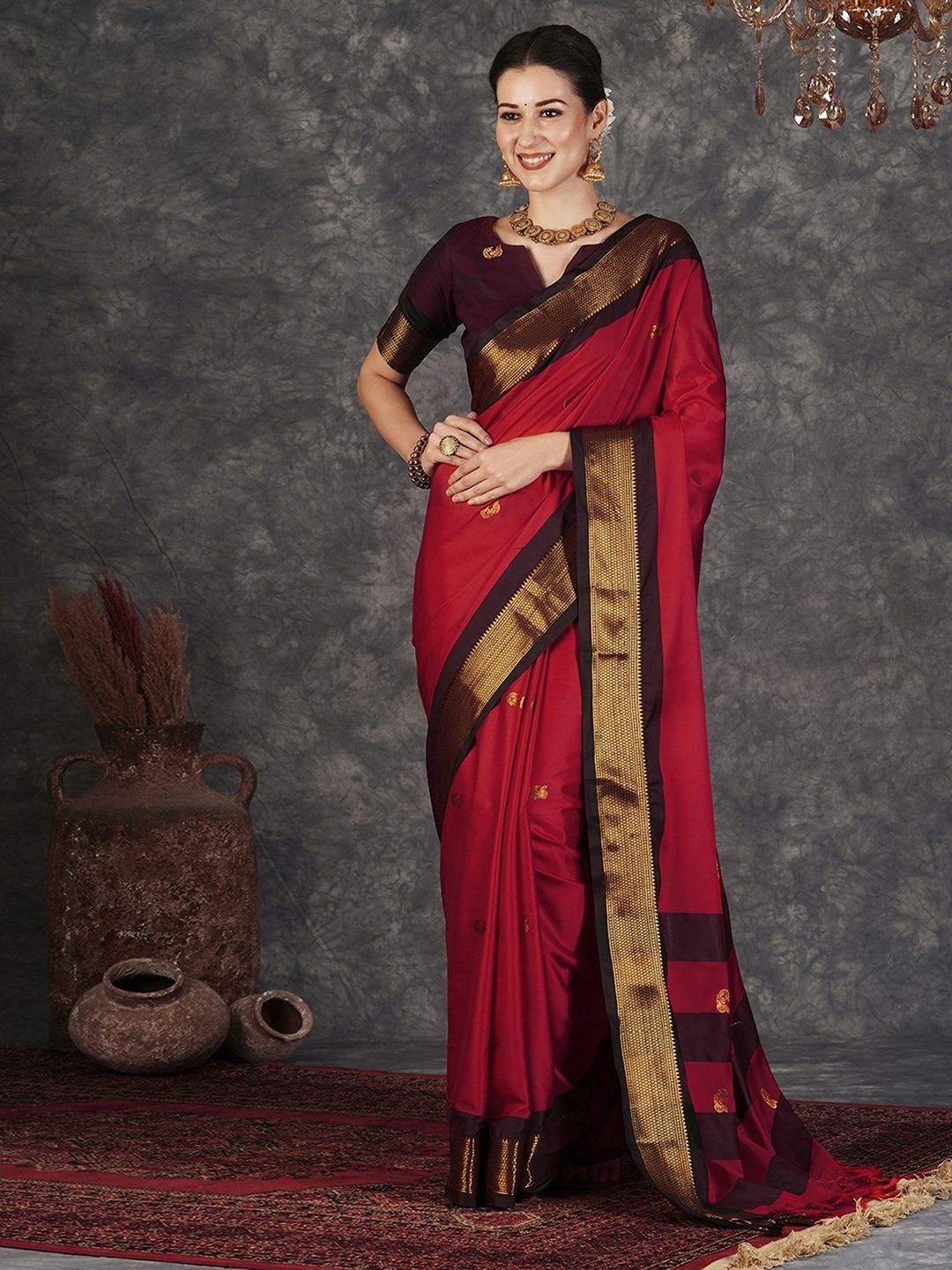 

Mitera Ethnic Motifs Zari Banarasi Saree, Red