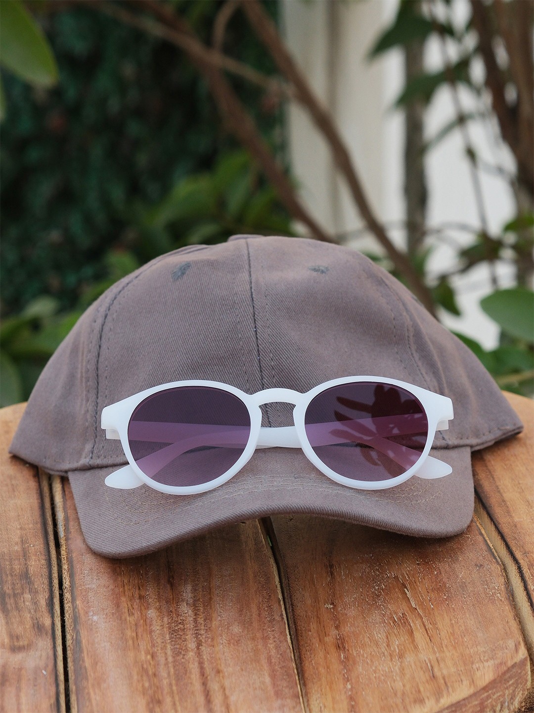 

DukieKooky Unisex Kids Wayfarer Sunglasses with UV Protected Lens, Purple