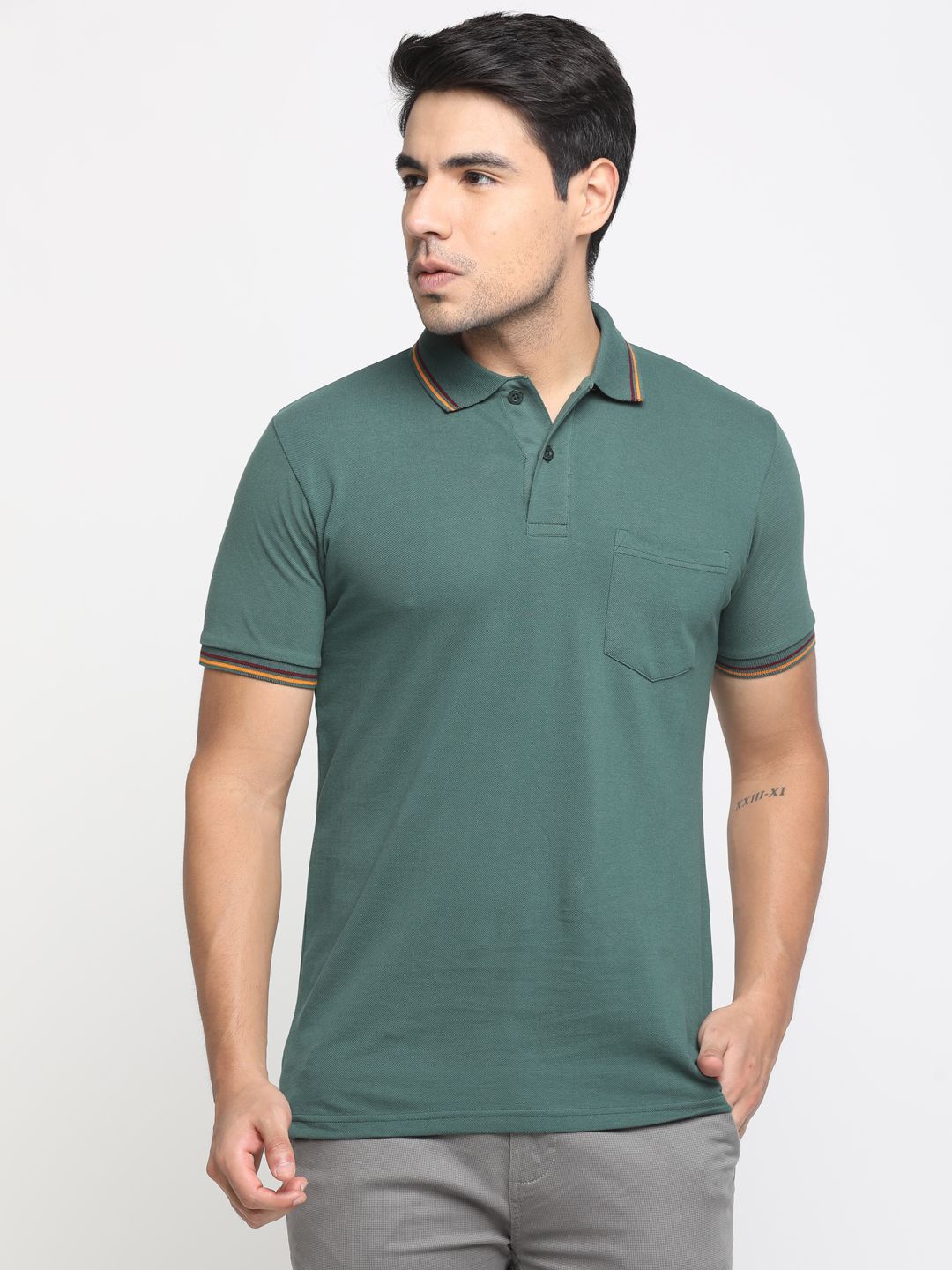 

Masculino Latino Polo Collar Pockets Cotton T-shirt, Green