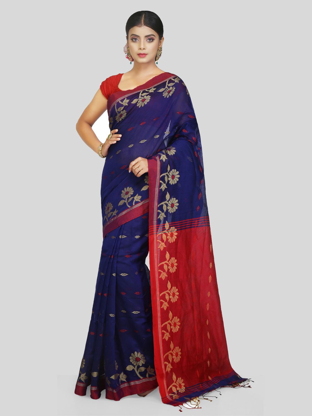 

Crochetin Woven Design Zari Saree, Blue