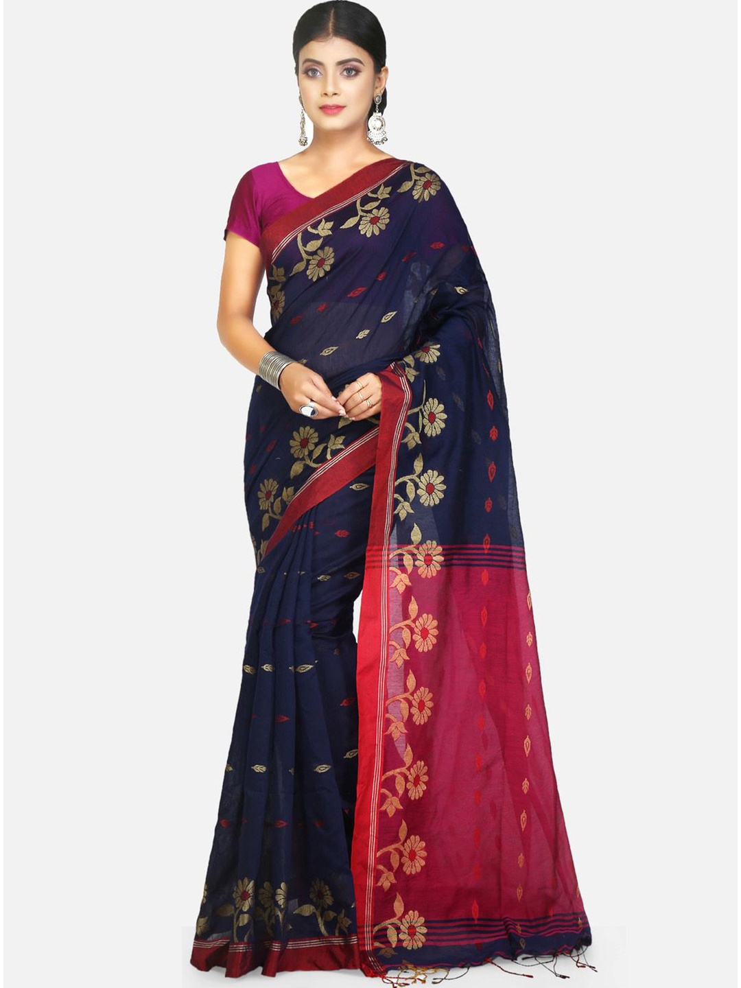 

Crochetin Woven Design Saree, Magenta