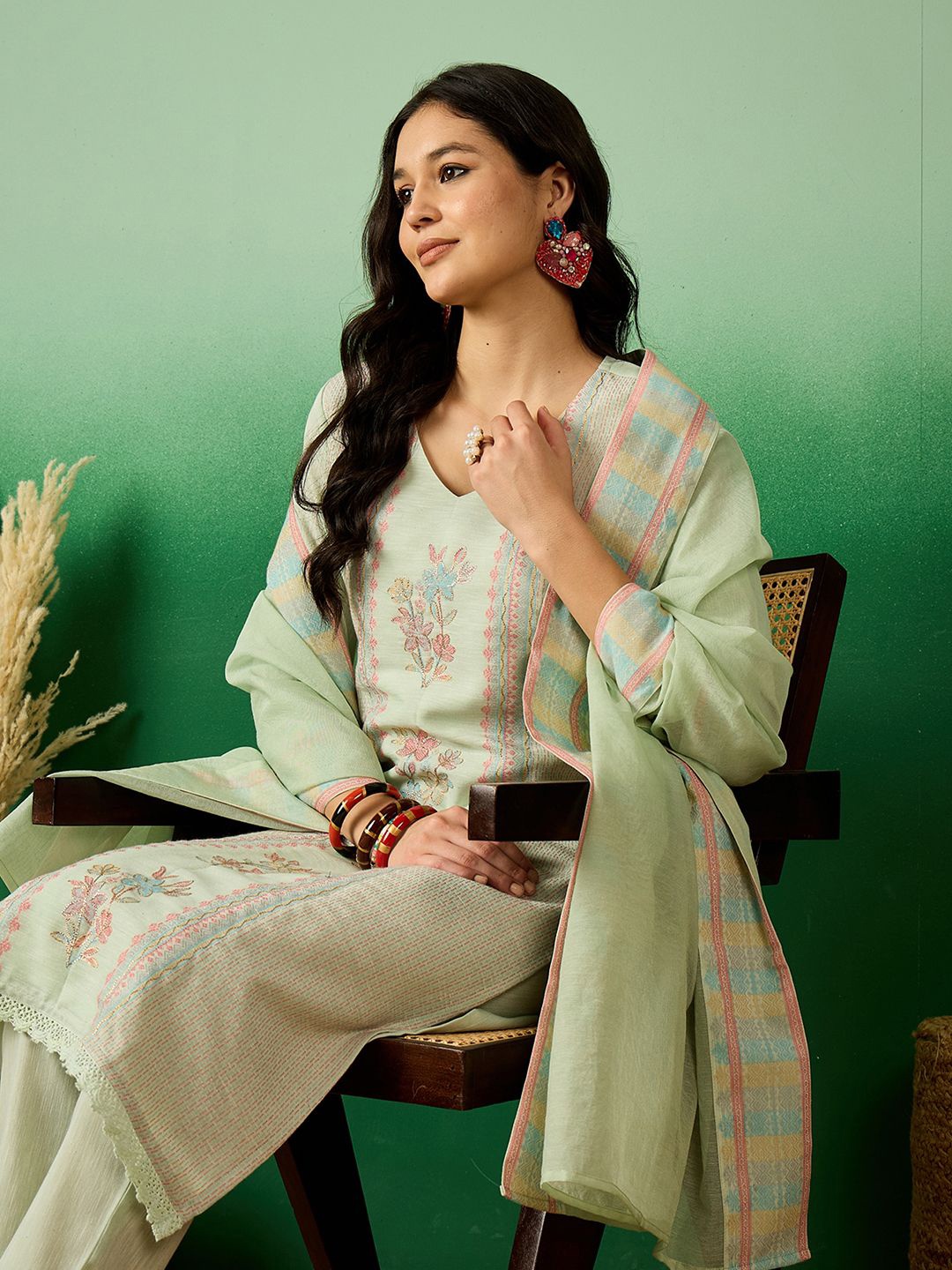 

Sangria Floral Printed V-Neck Straight Kurta With Trouser & Dupatta, Sea green