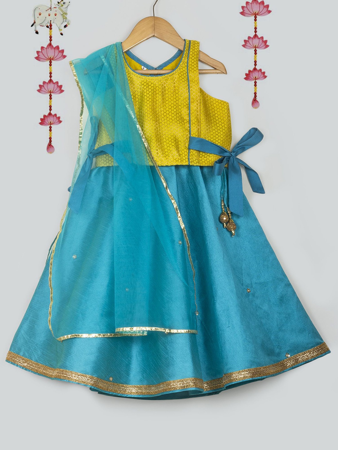 

Tangerine Closet Girls Woven Design Brocade Ready to Wear Lehenga & Blouse With Dupatta, Turquoise blue