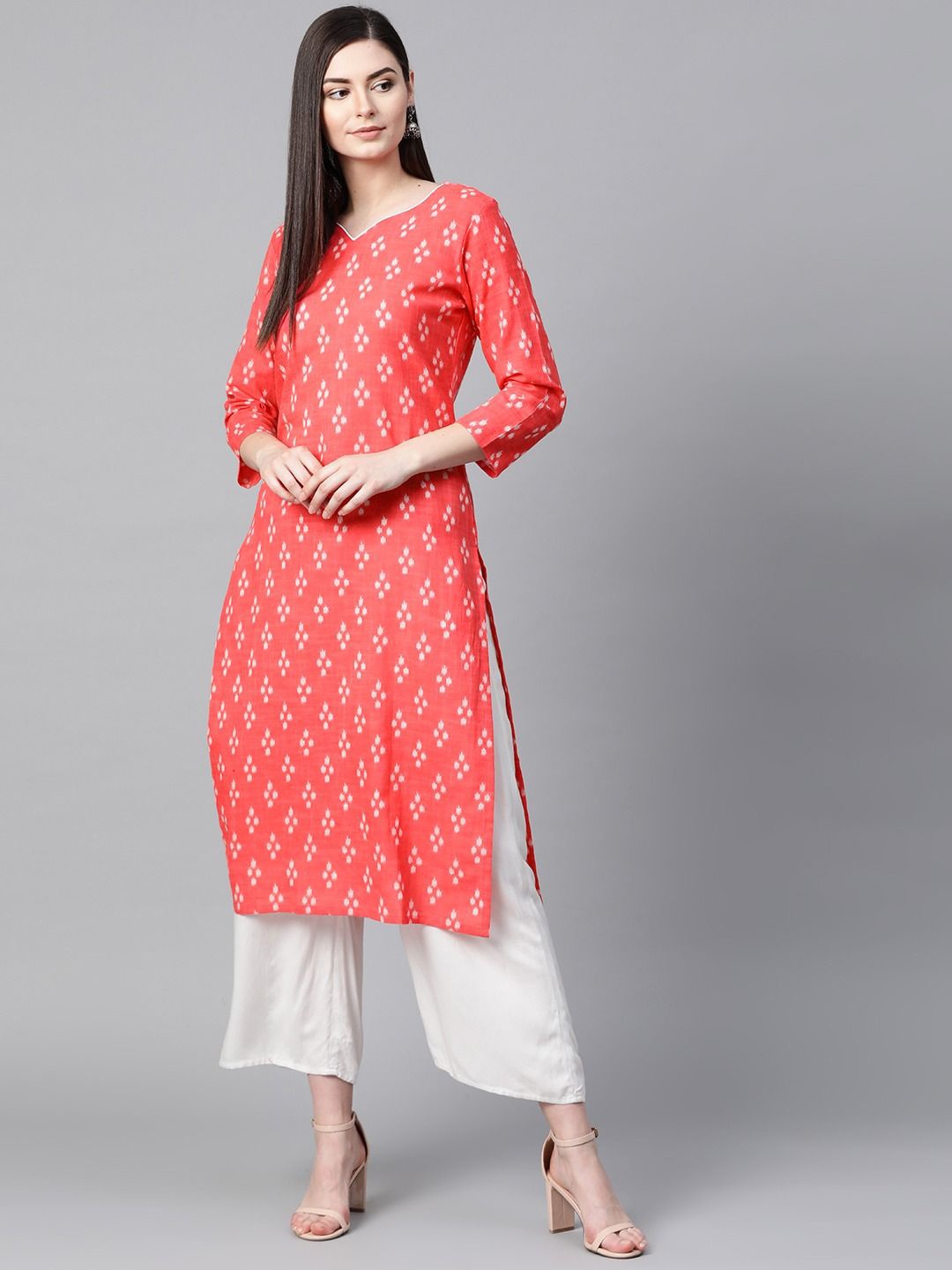 

KALINI Geometric Printed Sweetheart Neck Cotton Straight Kurta, Coral