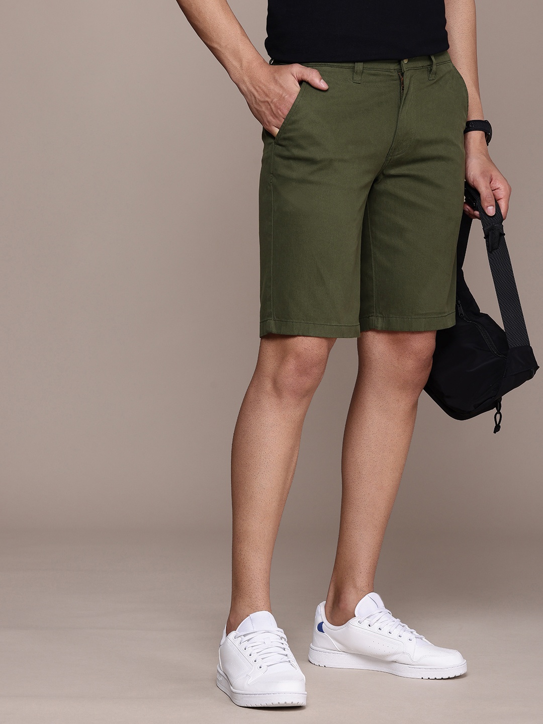 

WROGN Men Slim Fit Shorts, Olive