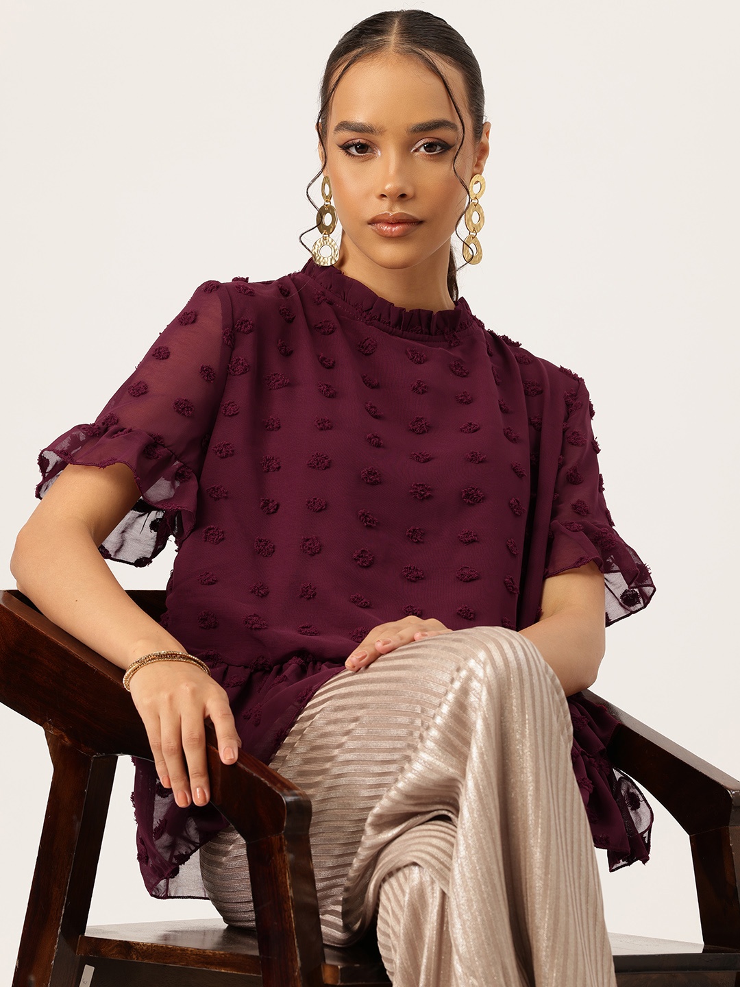

bebe Brighter Basics Dobby Detail Tiered Bell Sleeve Top, Burgundy