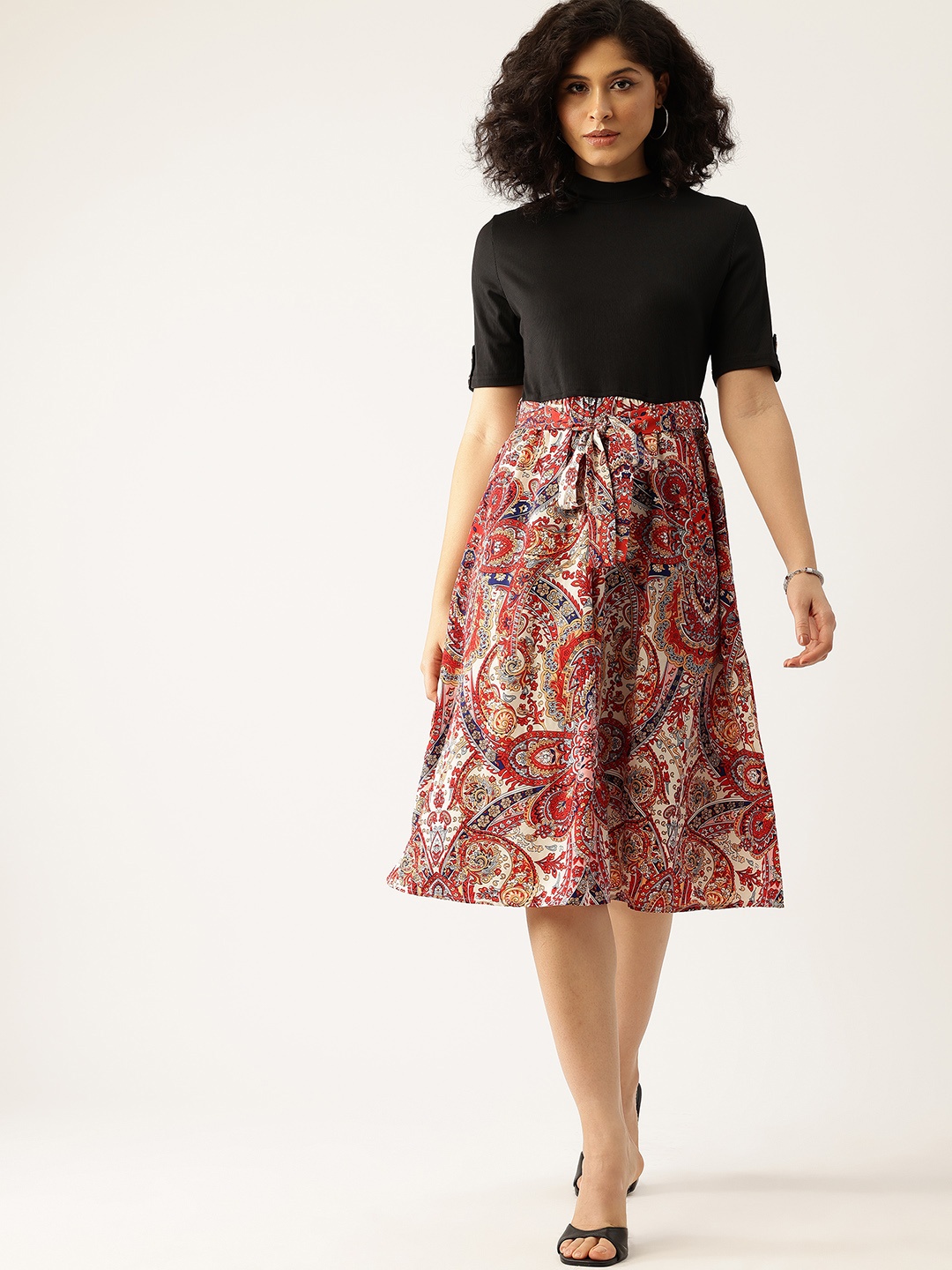 

bebe Soft Romance Printed Waist Tie-Up A-Line Dress, Black